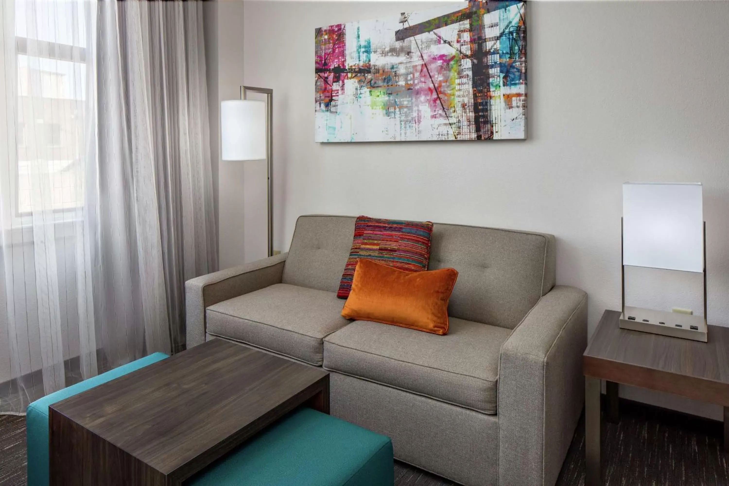 Living room, Seating Area in Homewood Suites by Hilton Nashville Downtown