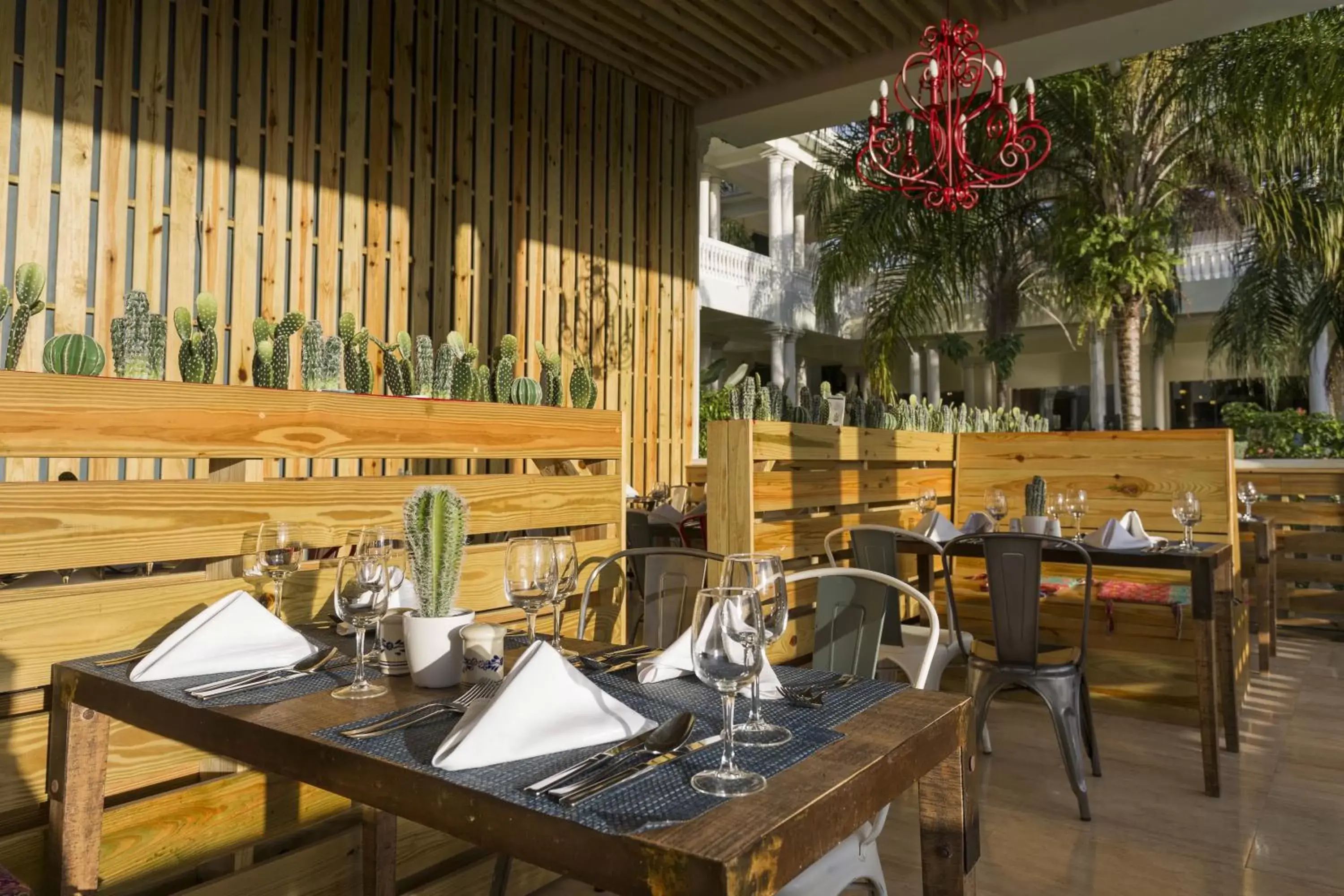 Restaurant/places to eat in Grand Palladium Jamaica Resort & Spa All Inclusive Restaurant/places to eat in Grand Palladium Jamaica Resort & Spa All Inclusive