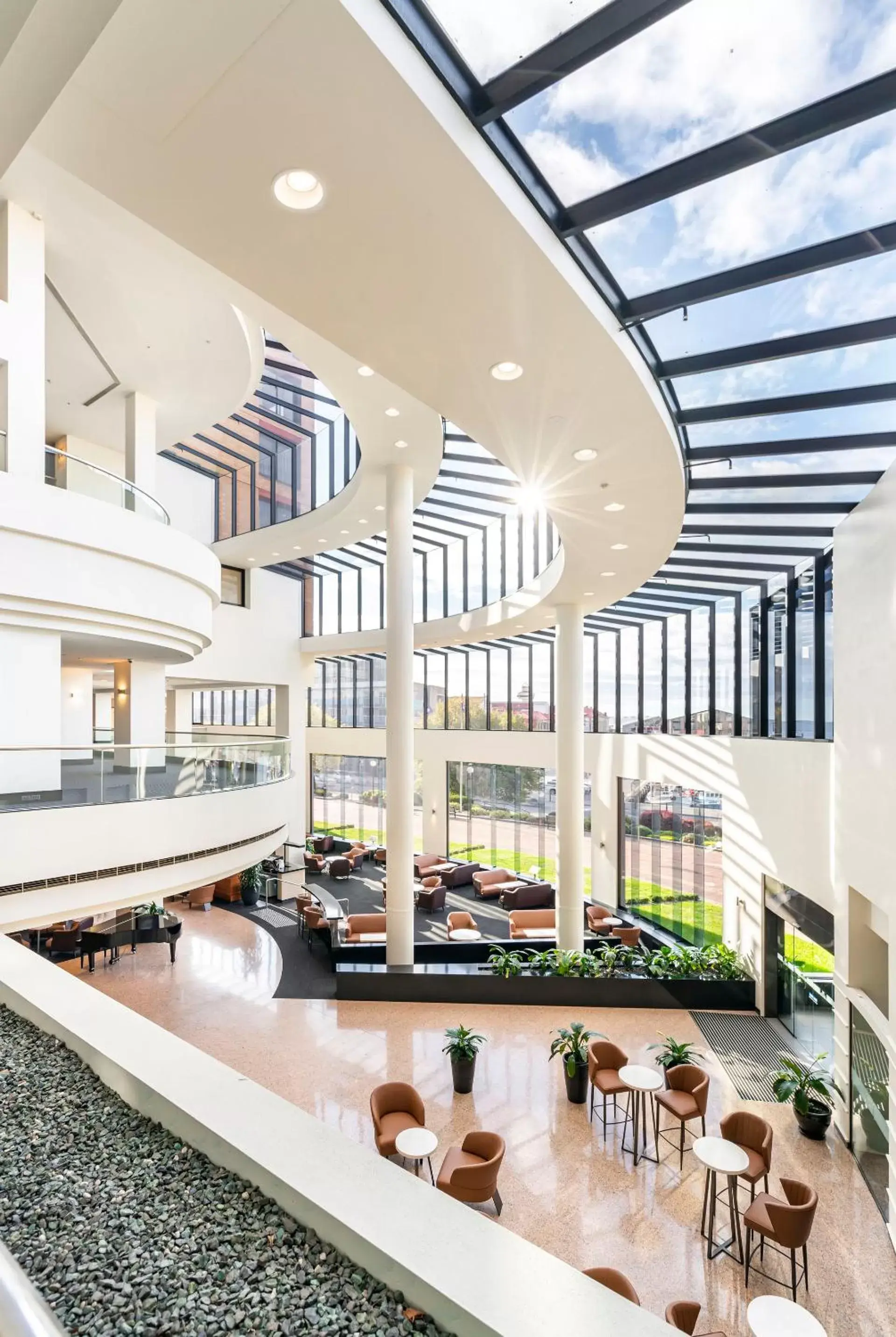 Lounge or bar in Hotel Grand Chancellor Hobart Lounge or bar in Hotel Grand Chancellor Hobart