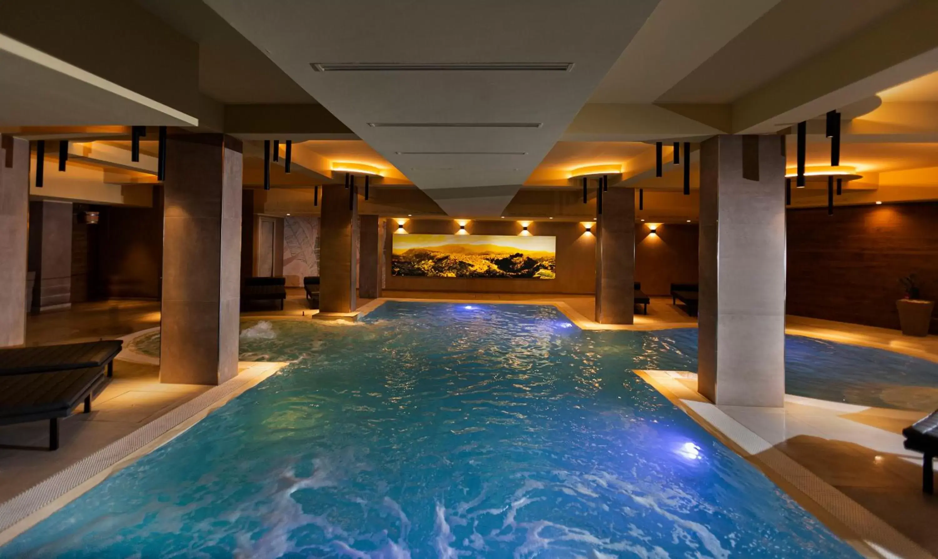 Spa and wellness centre/facilities, Swimming Pool in Donna Vì Hotel