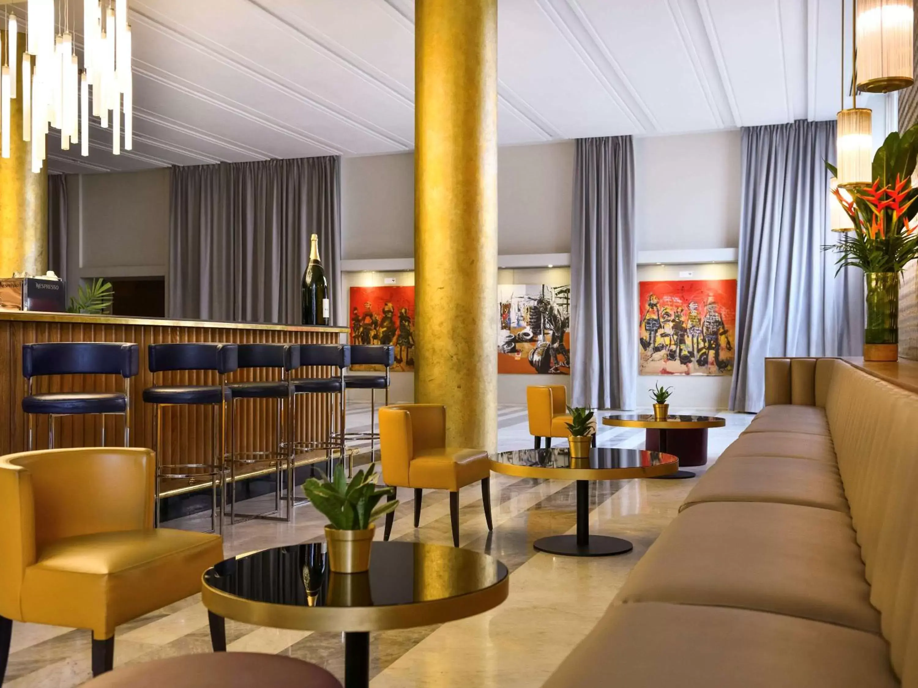 Lounge or bar, Lounge/Bar in Sofitel Abidjan Hotel Ivoire