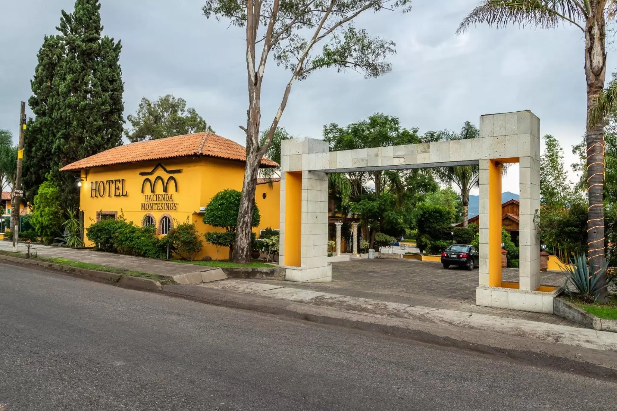 Facade/entrance, Property Building in Hotel Hacienda Montesinos