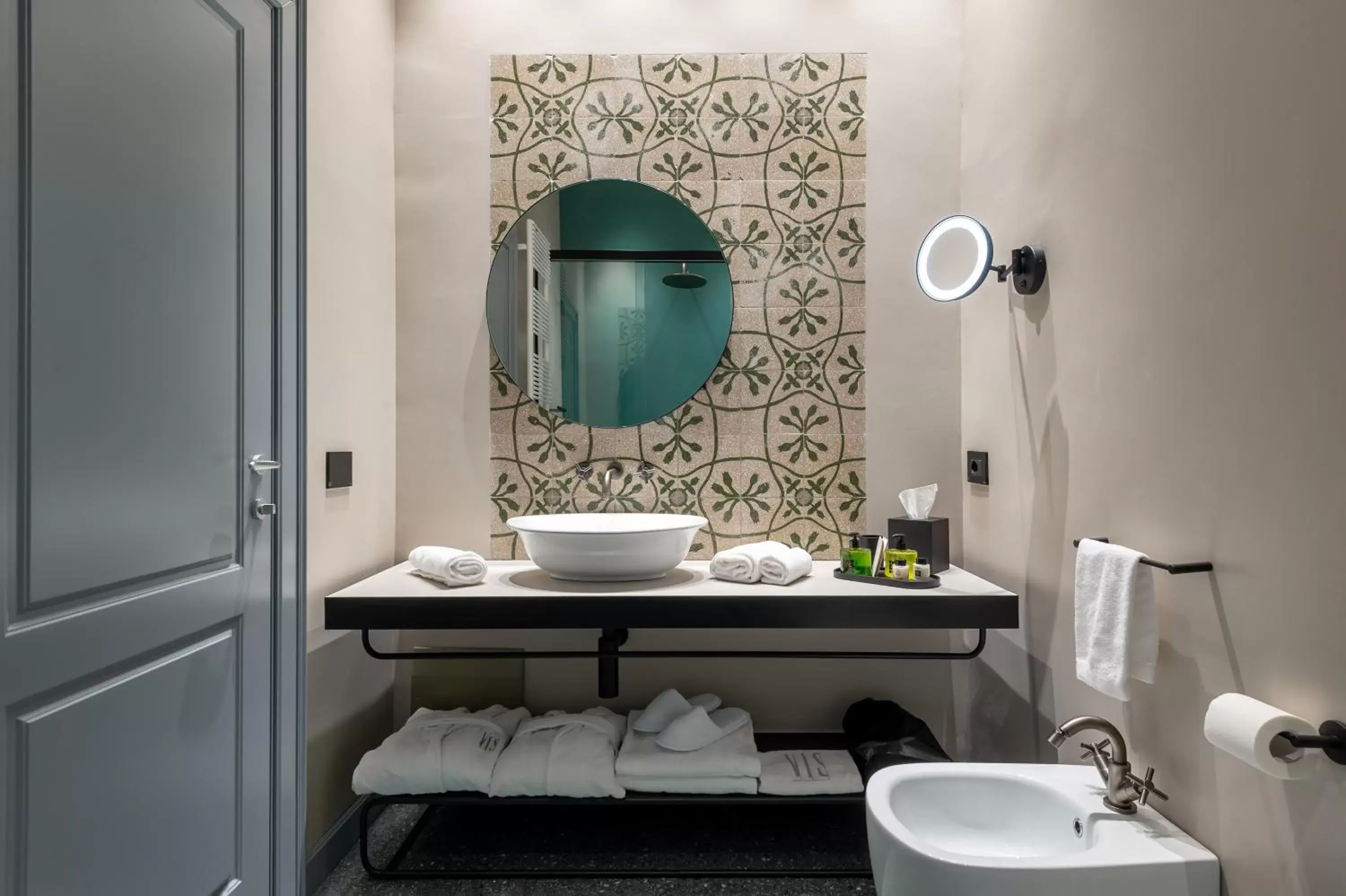 Bathroom in VIS Urban Suites&Spa