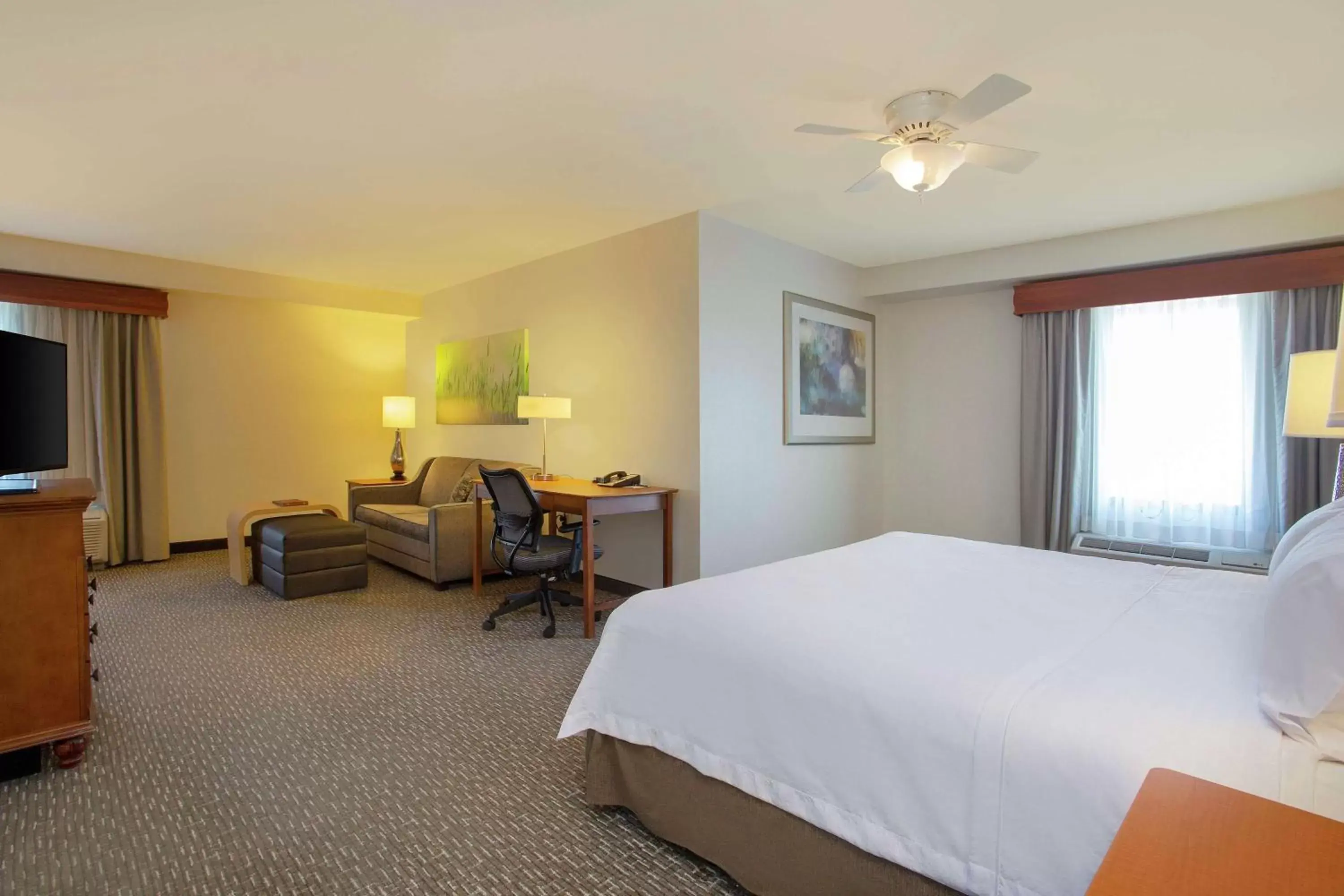 Bedroom in Homewood Suites by Hilton Omaha - Downtown