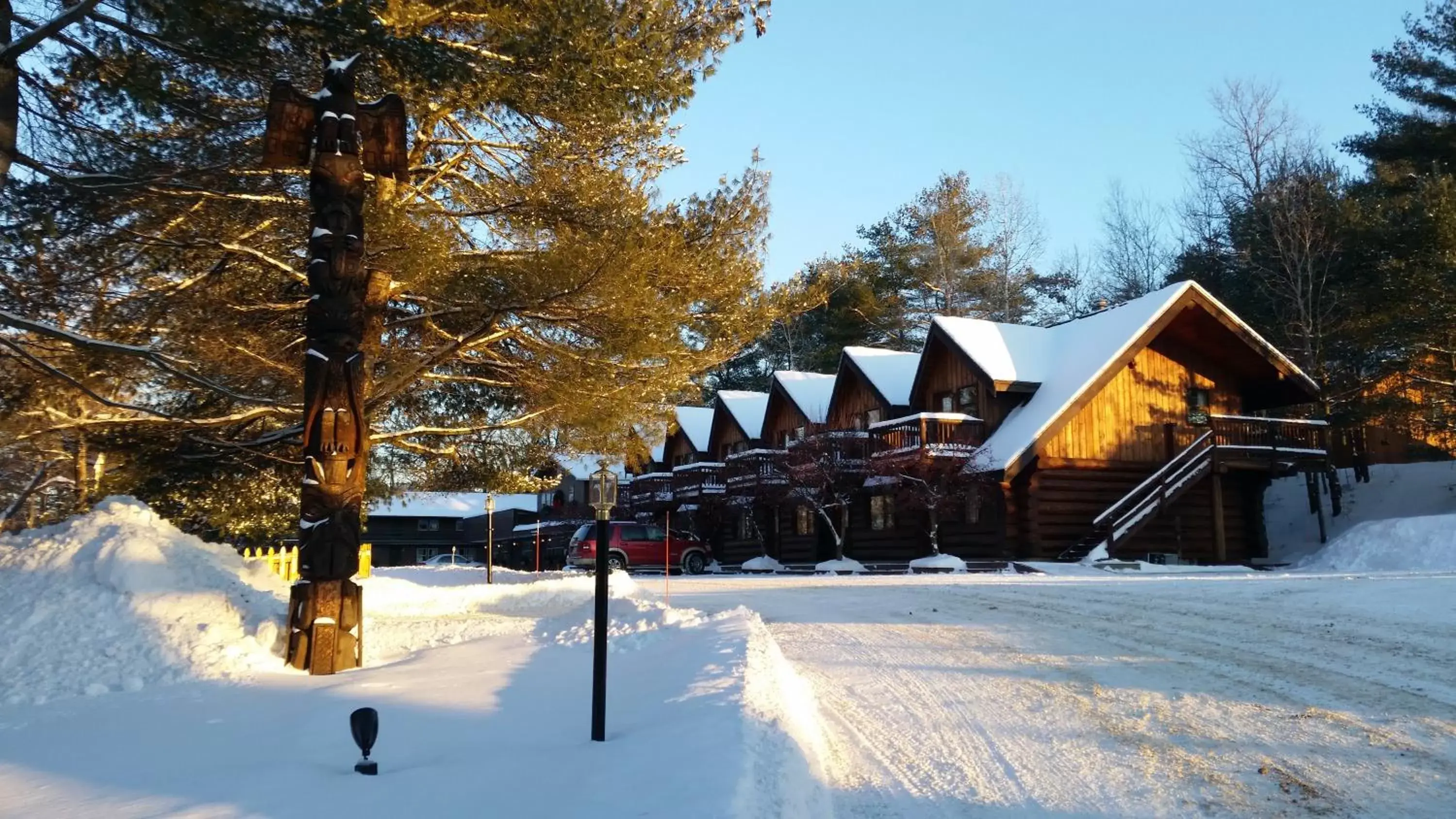 Property building, Winter in Nootka Lodge