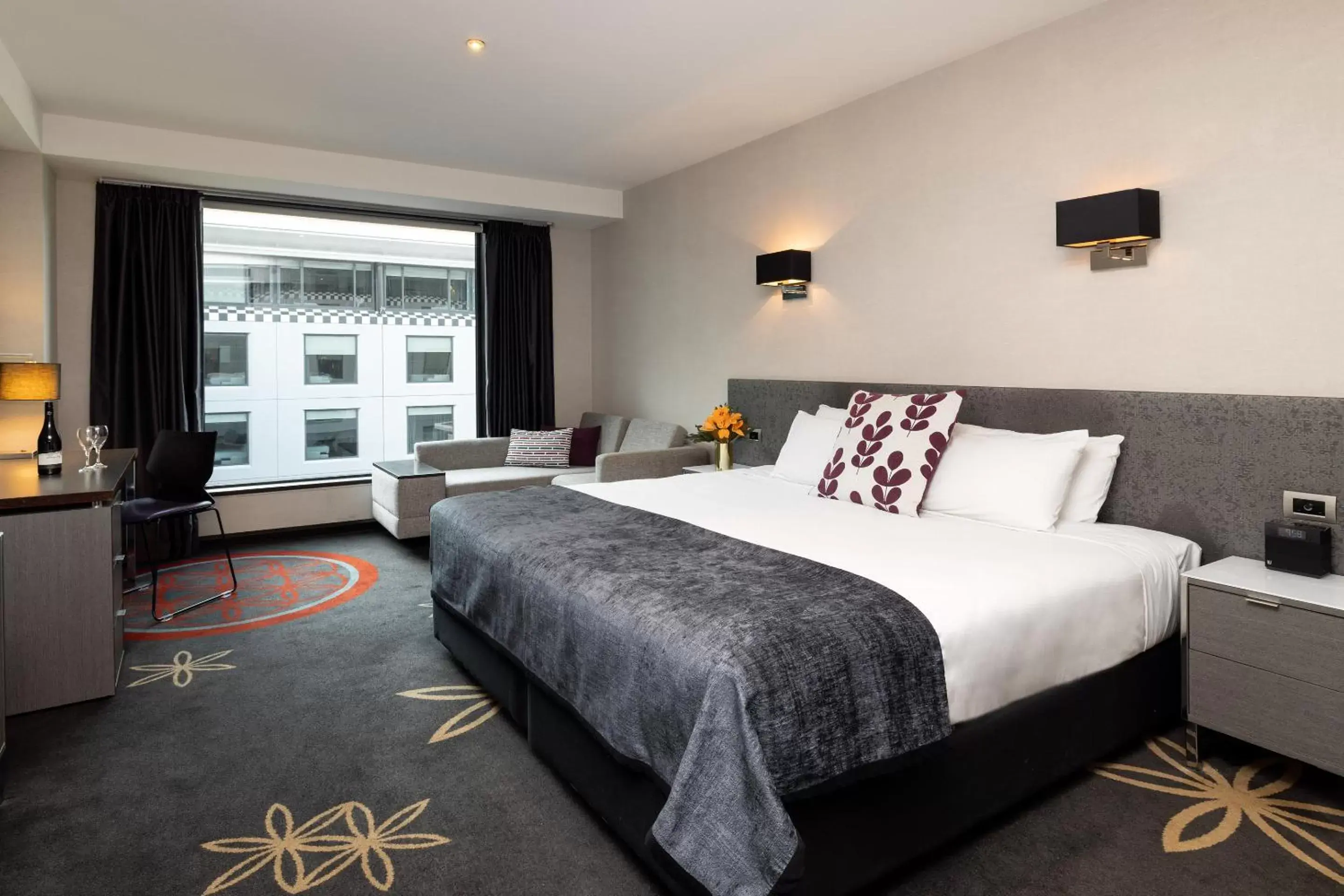 Bedroom, Bed in SkyCity Hotel Auckland