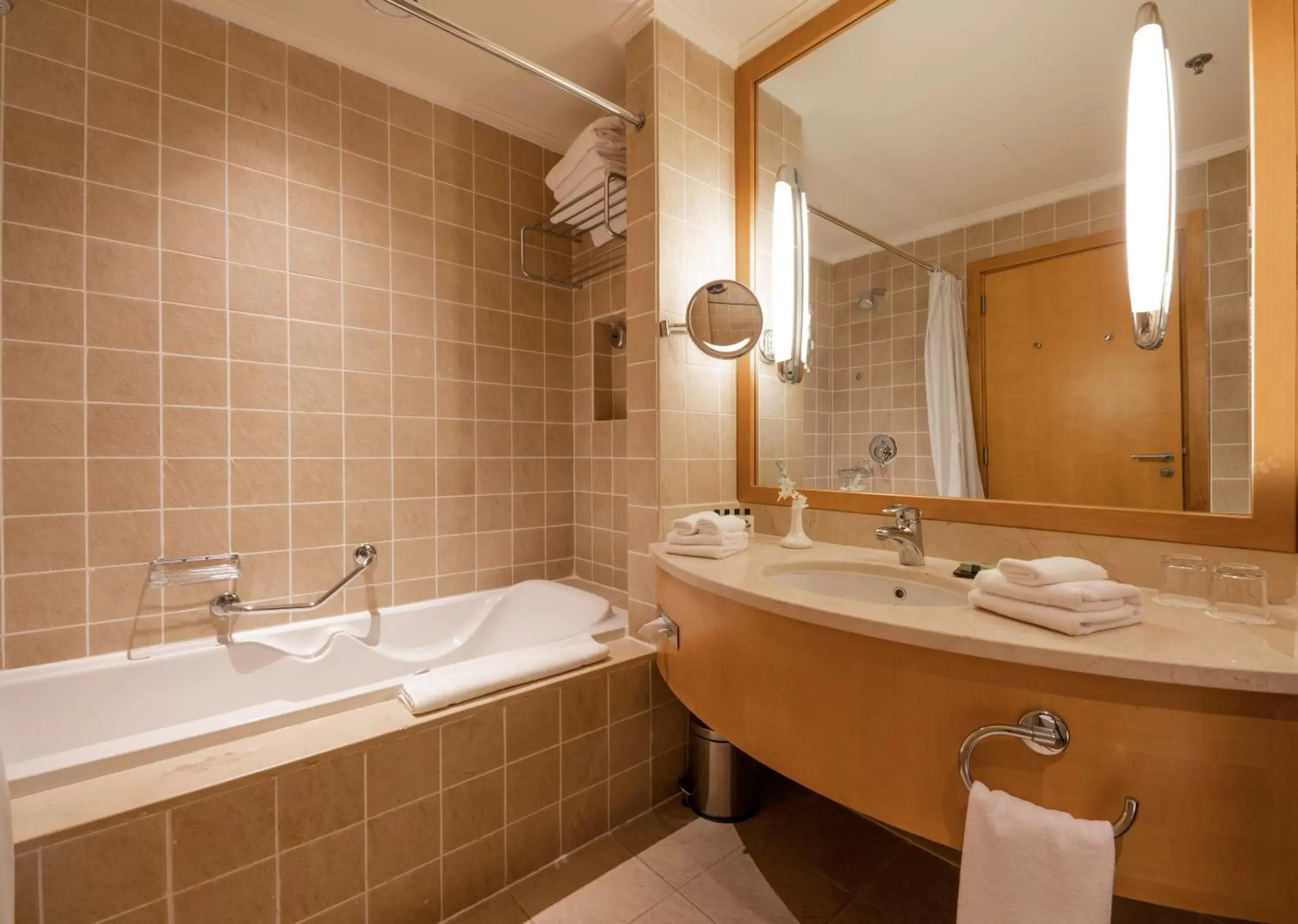 Bathroom in InterContinental Aqaba, an IHG Hotel