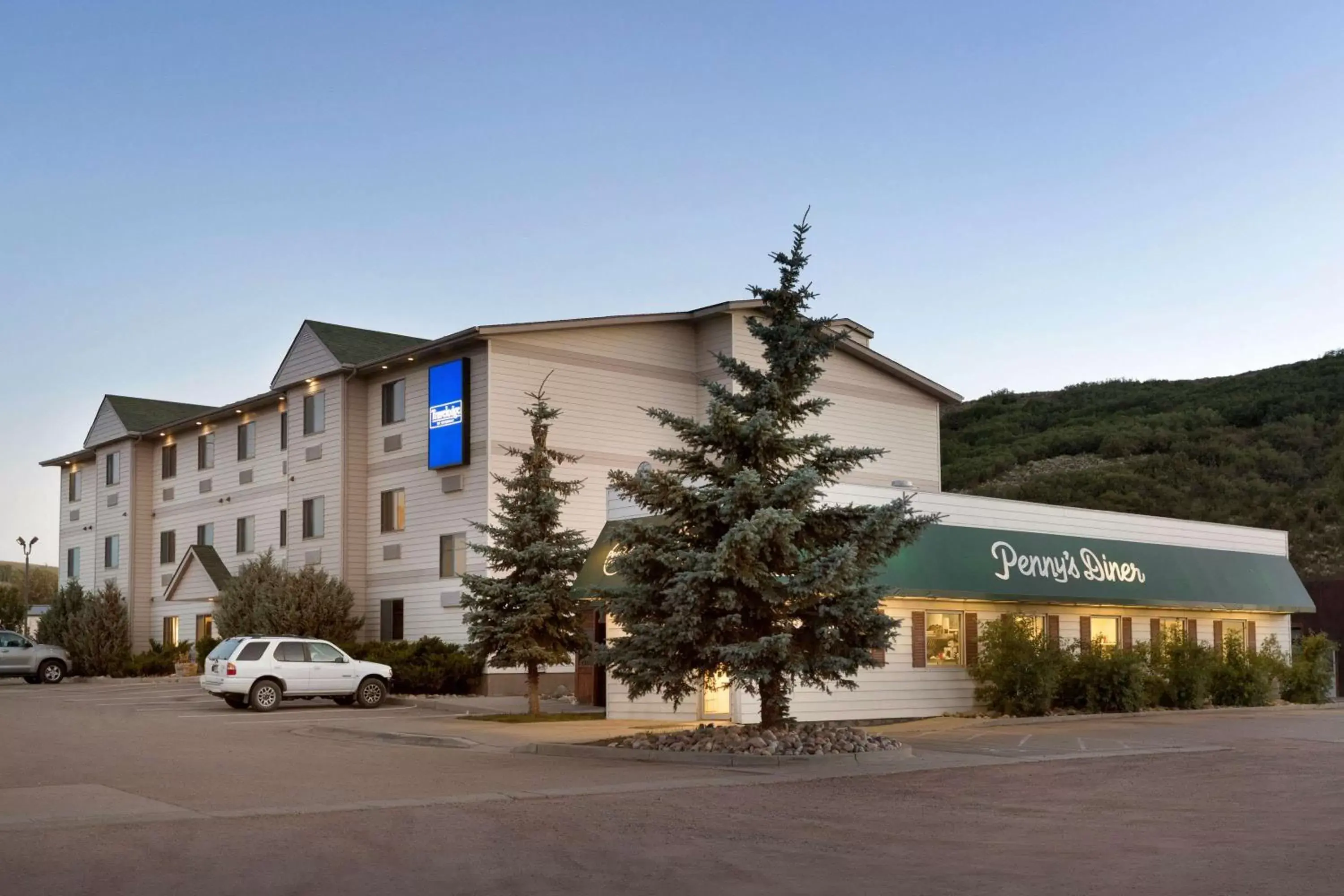 Property building in Travelodge by Wyndham Yampa Property building in Travelodge by Wyndham Yampa