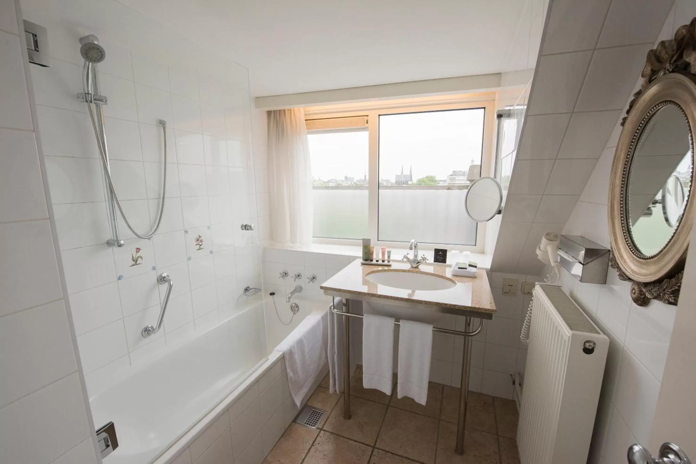 Bathroom in Dikker & Thijs Hotel