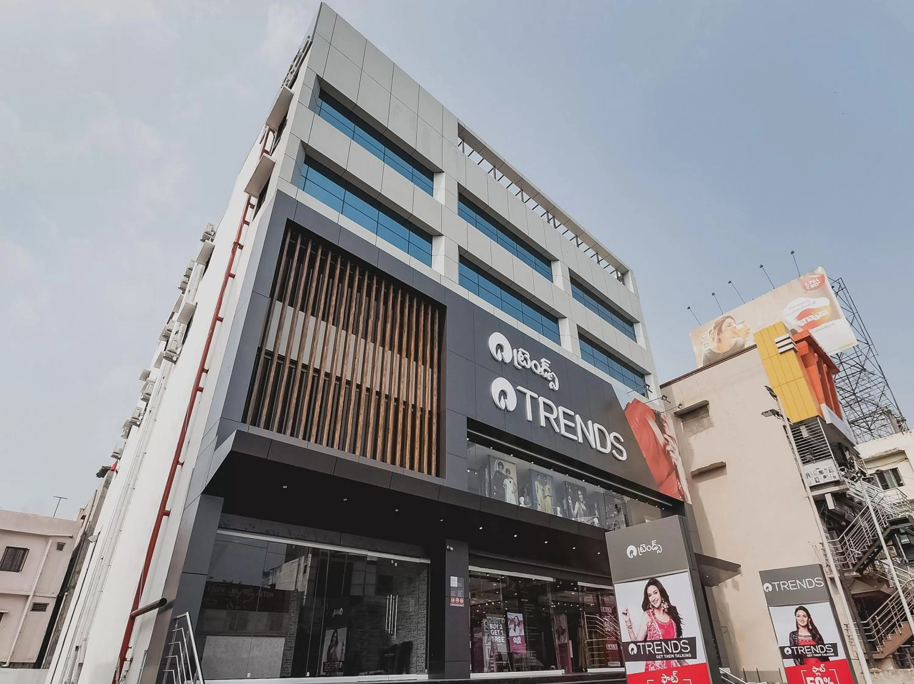 Facade/entrance, Property Building in Capital O Hotel Green Tree