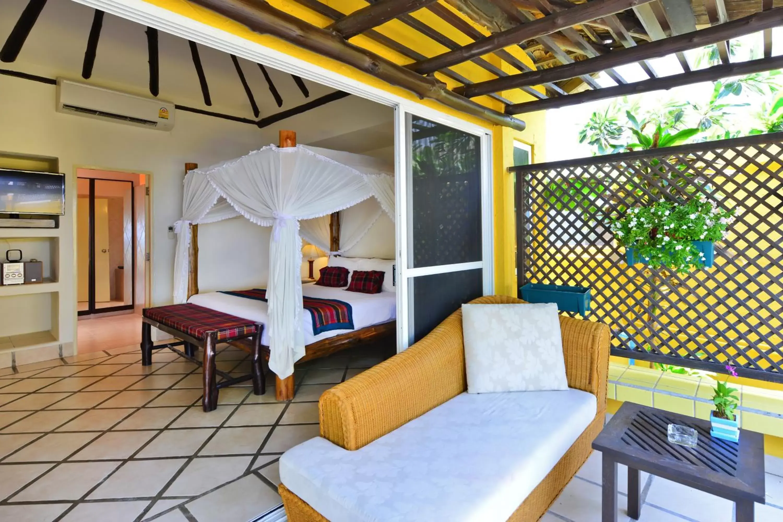 Balcony/Terrace, Seating Area in Supatra Hua Hin Resort