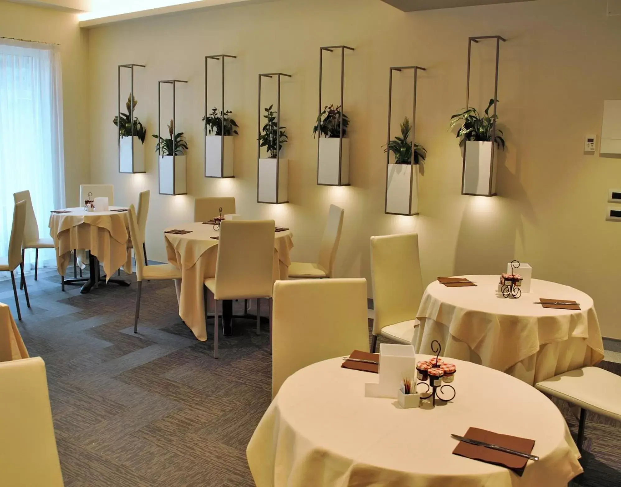 Breakfast, Restaurant/Places to Eat in Expo Hotel Milan