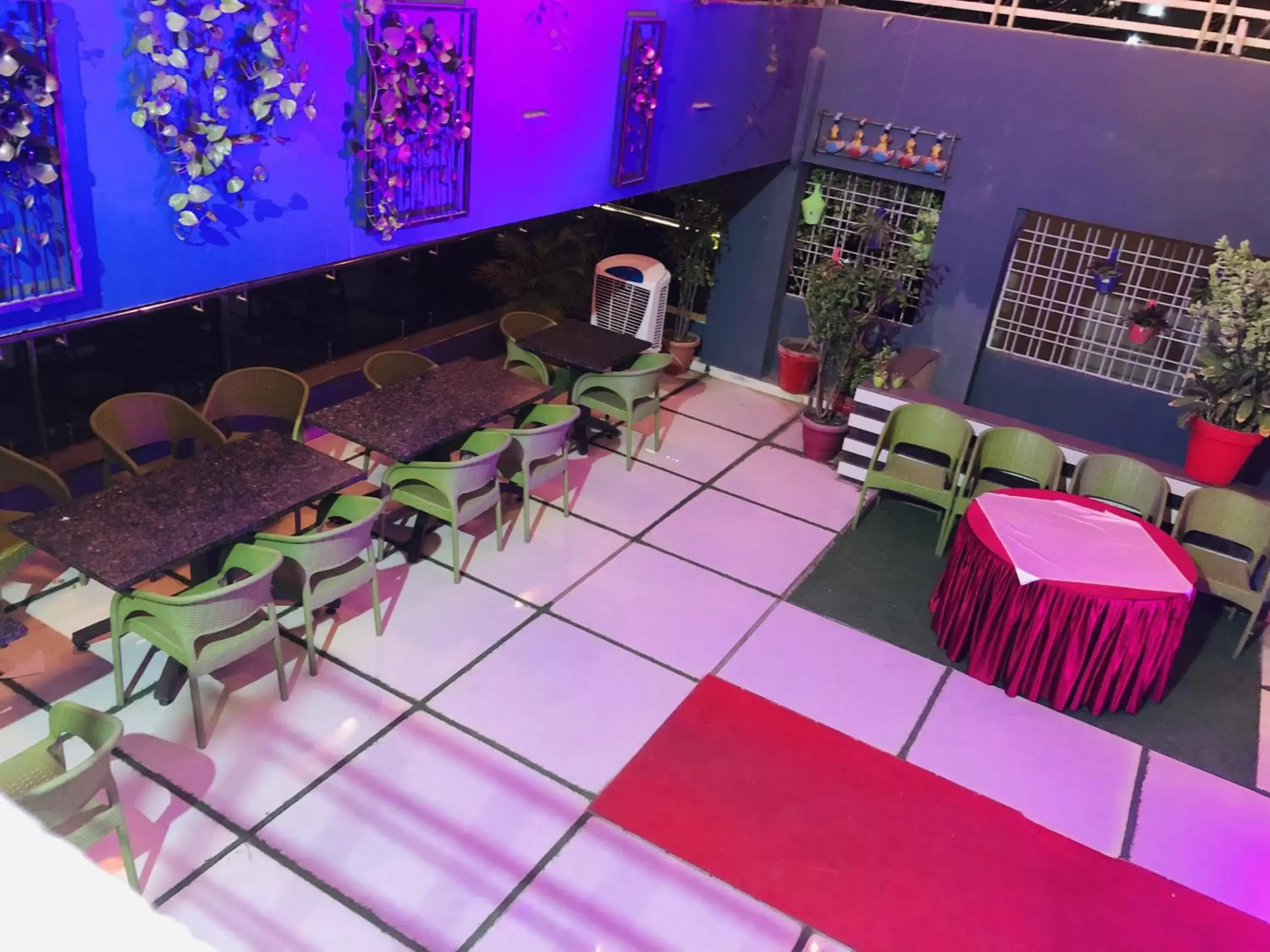 Restaurant/places to eat in The Tripti Hotel & Banquets Restaurant/places to eat in The Tripti Hotel & Banquets