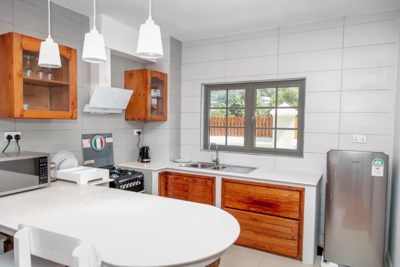 Kitchen or kitchenette in Phoenix Apartments