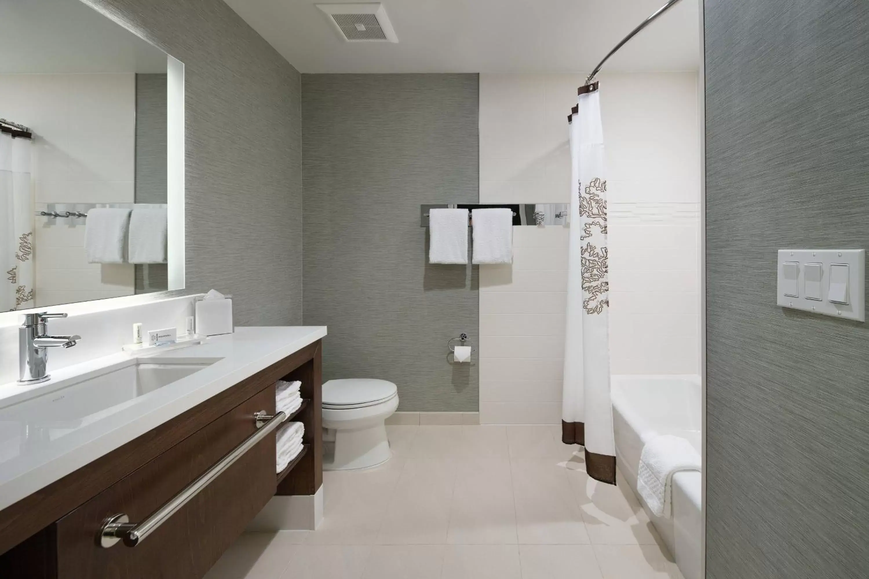 Bathroom in Residence Inn by Marriott Ontario Rancho Cucamonga