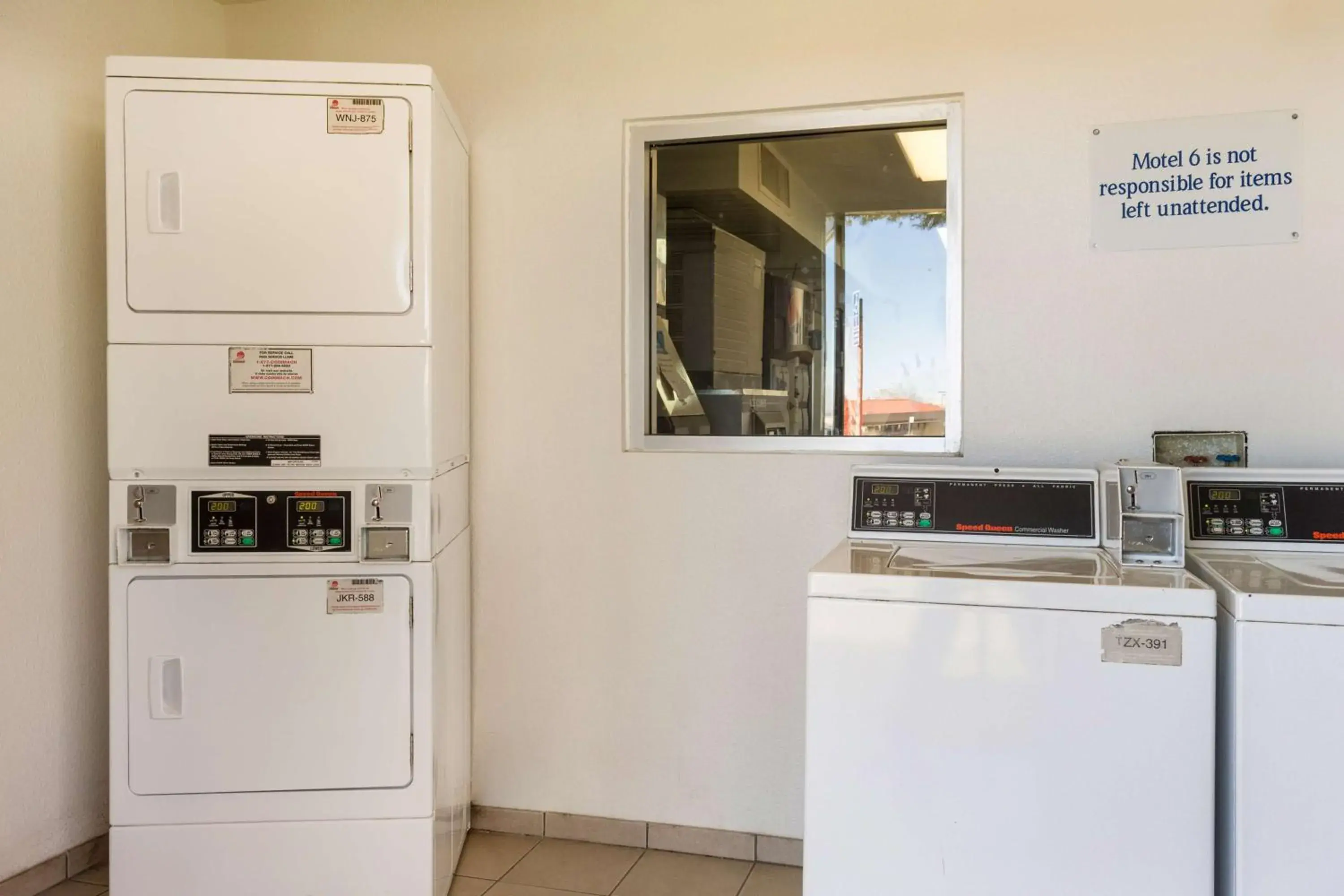 On site, Kitchen/Kitchenette in Motel 6 Mojave, CA