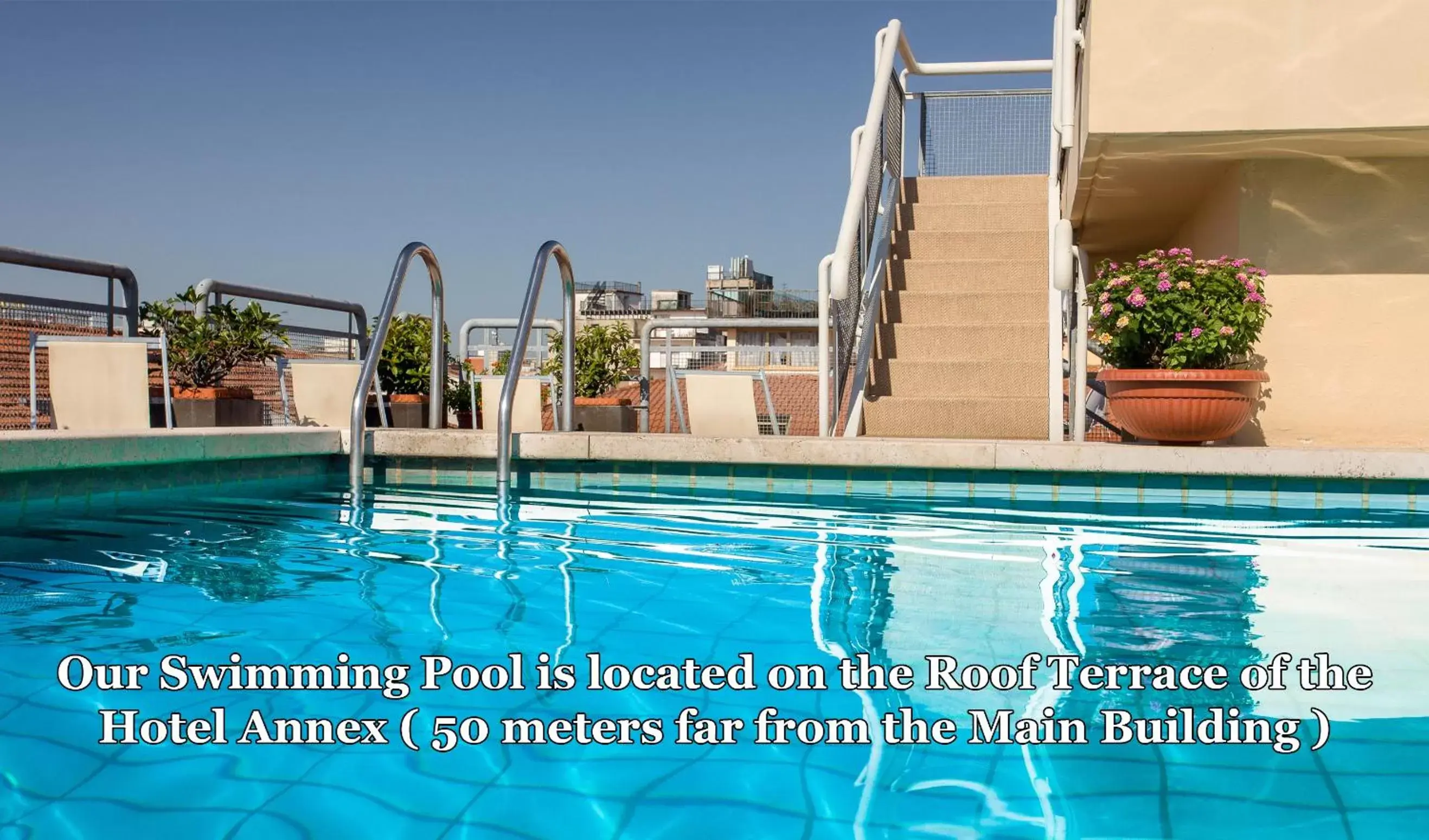 Pool view, Swimming Pool in Hotel Da Vinci