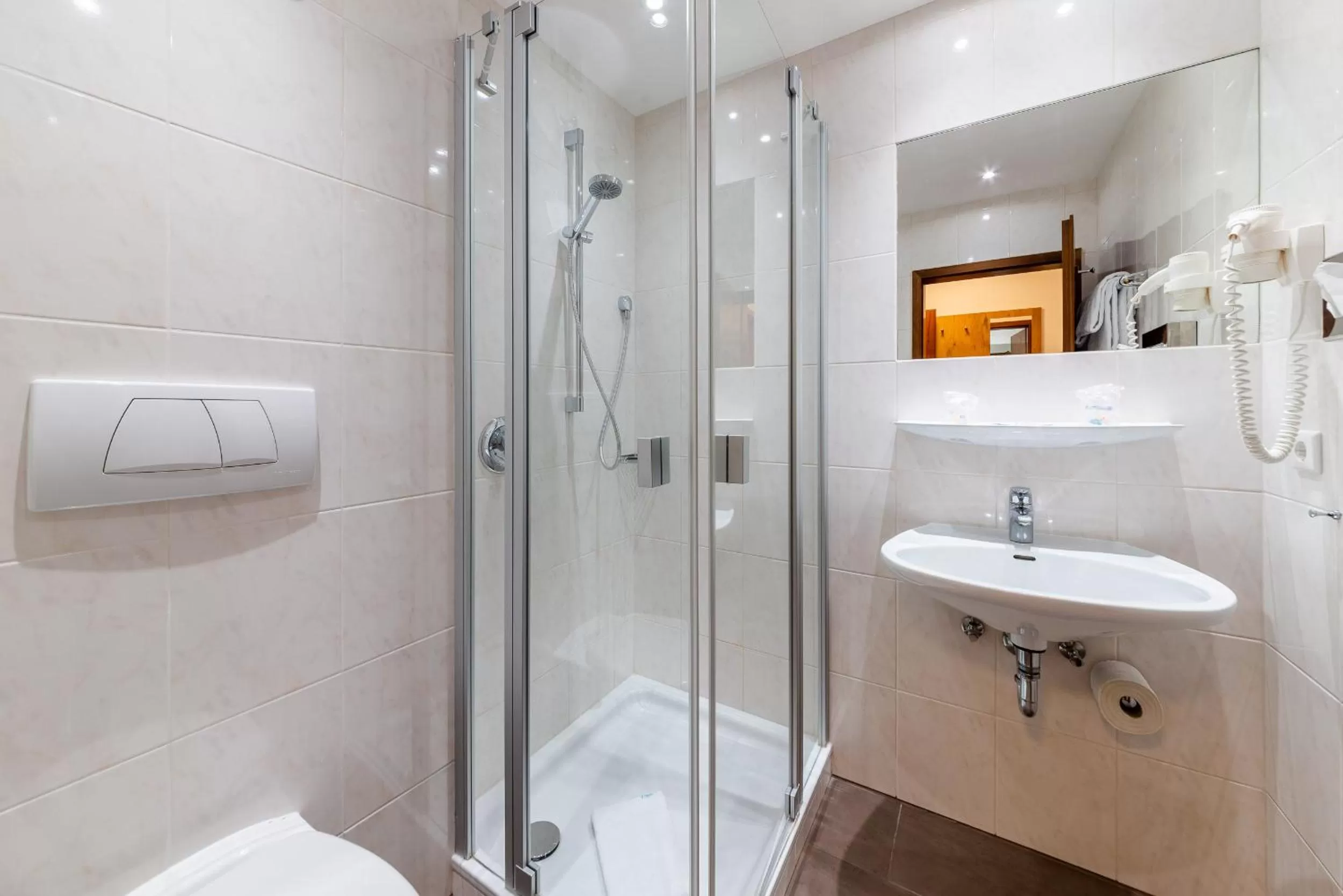 Shower in Hotel Krone