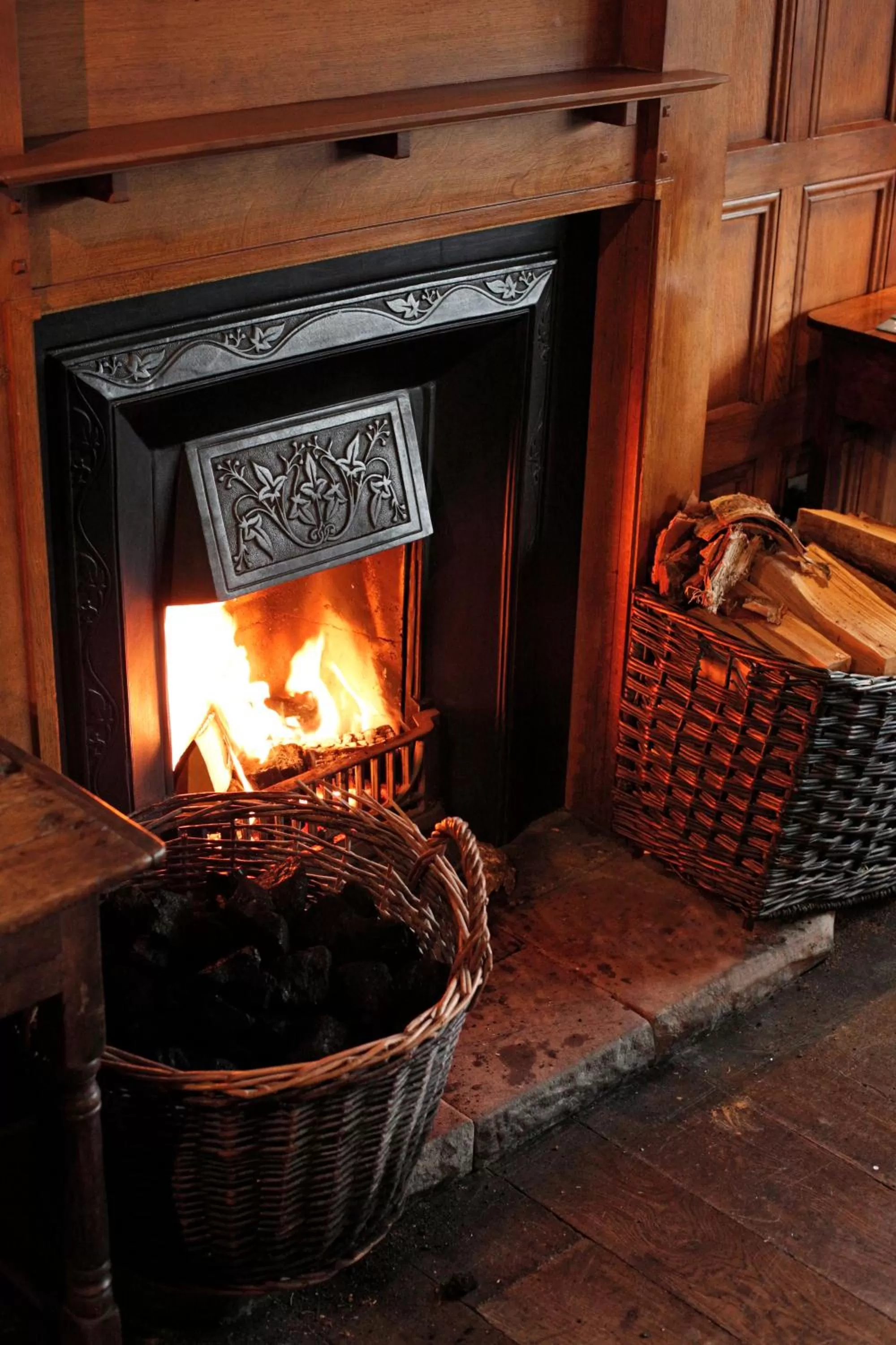 Lounge or bar in The Black Swan - The Inn Collection Group