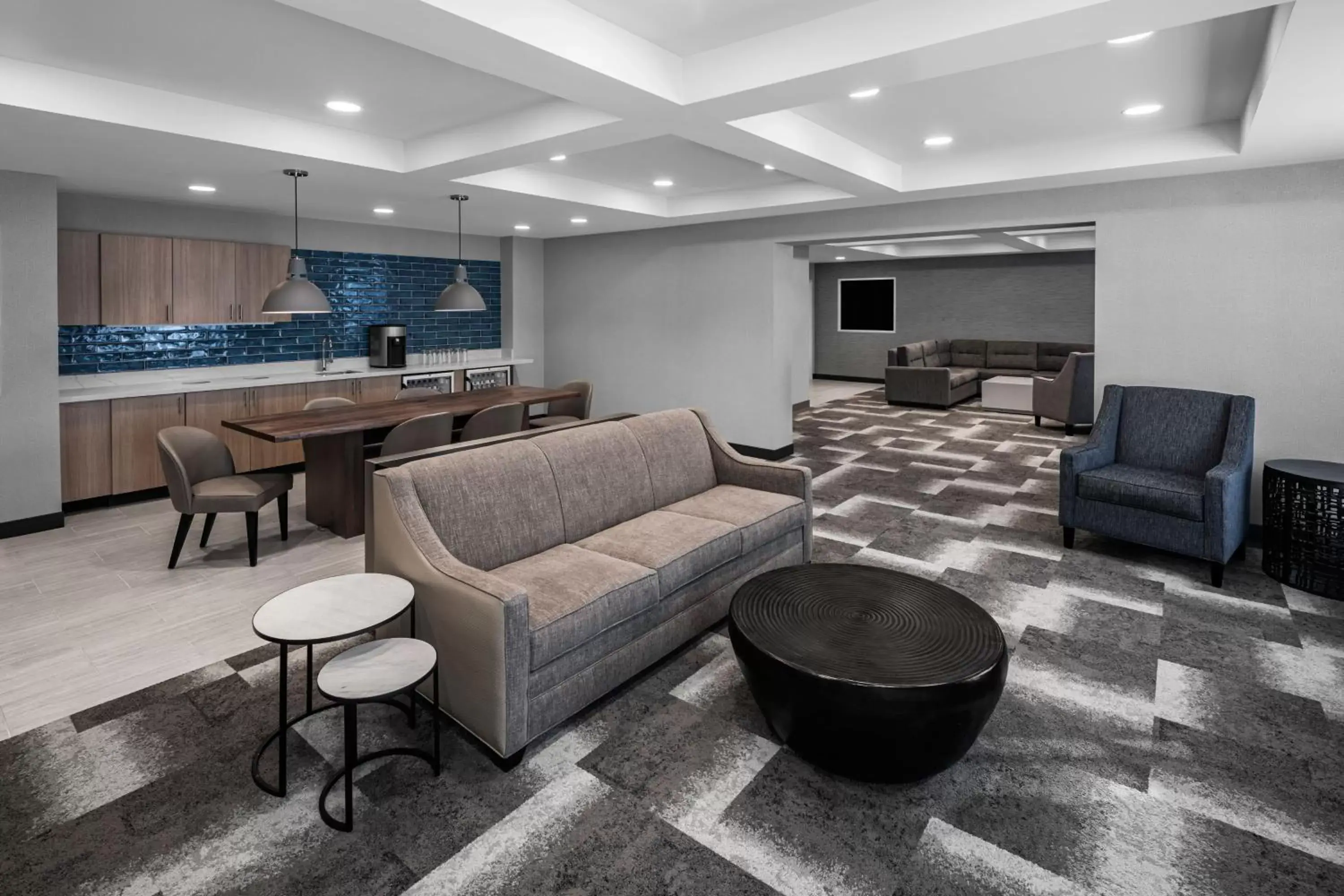 Lounge or bar in Residence Inn By Marriott Jacksonville-Mayo Clinic Area