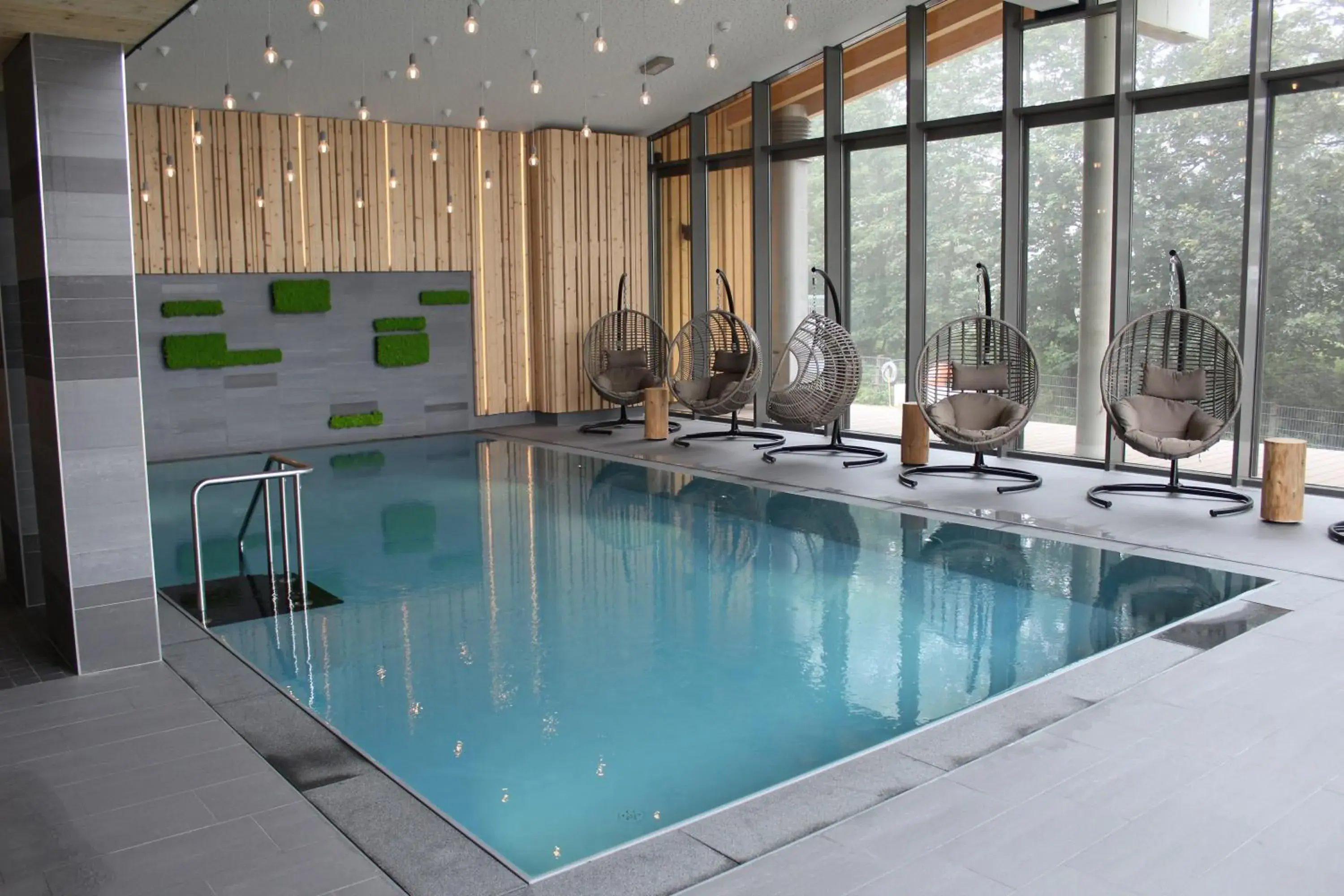 Day, Swimming Pool in Berghotel Oberhof