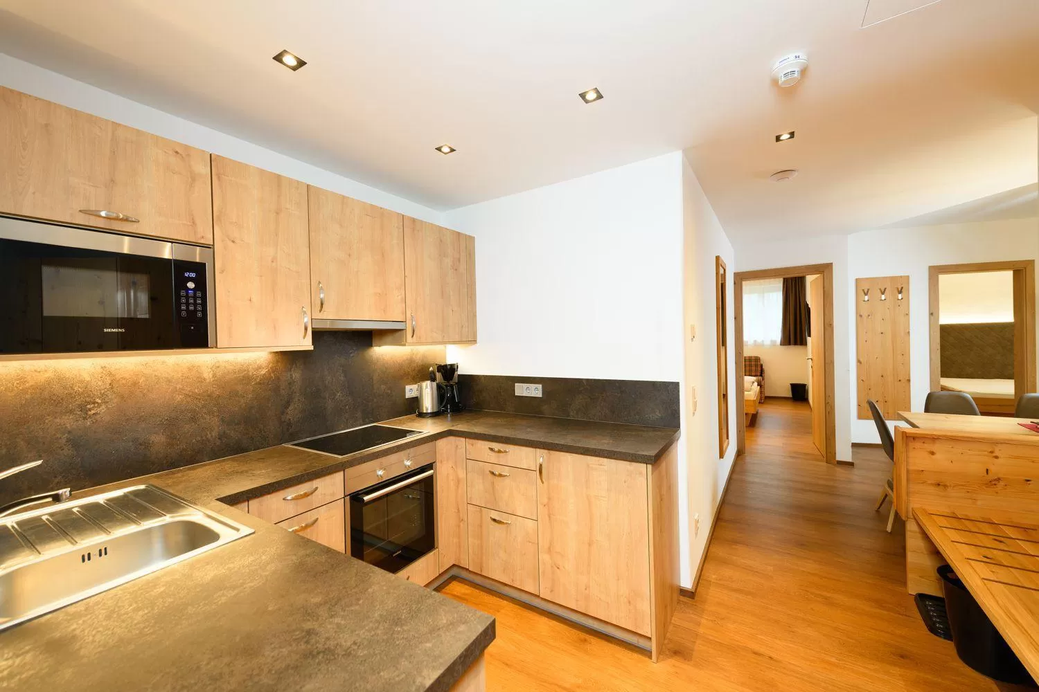 Photo of the whole room in Appartement-Pension Kendlbacher