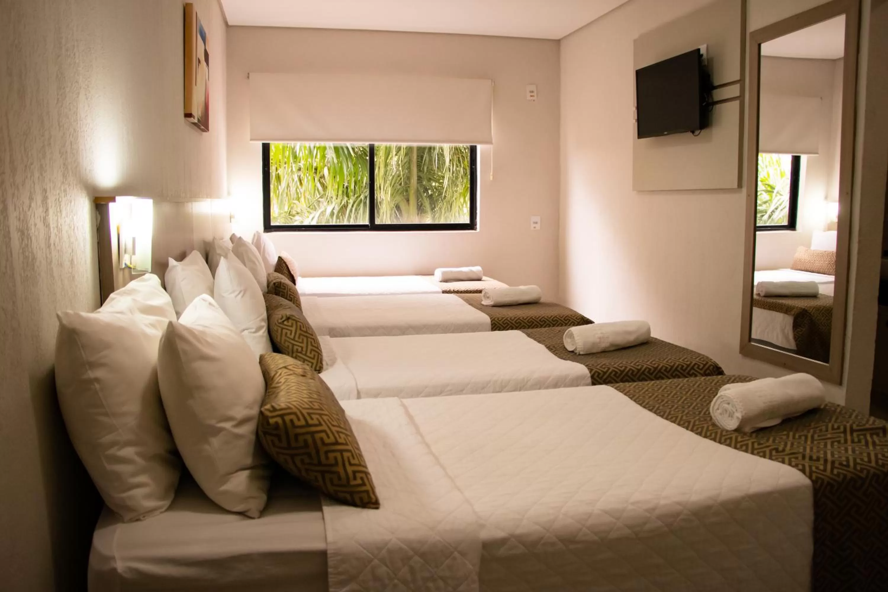 Bed in Iguassu Express Hotel
