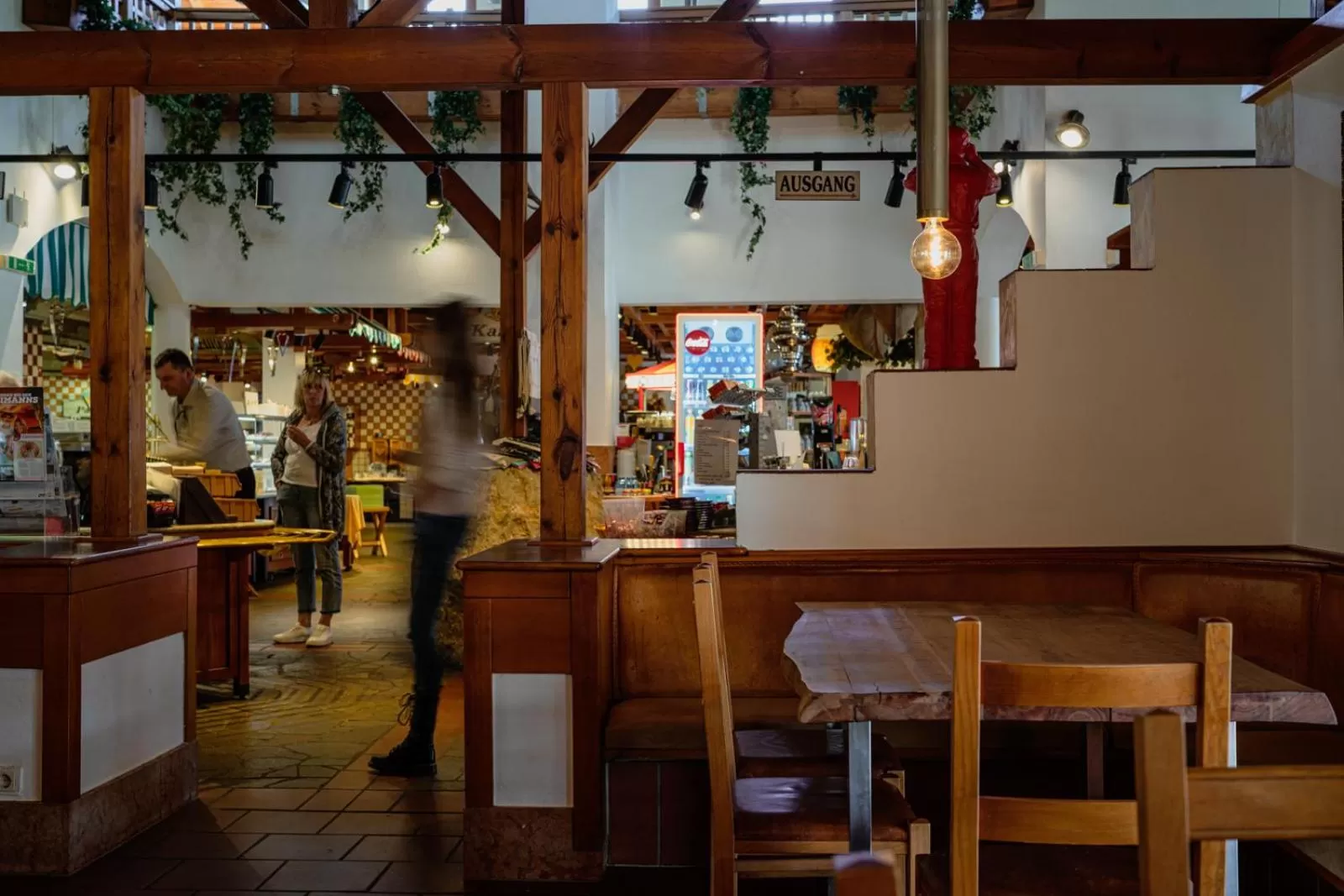 Restaurant/places to eat in Hotel Restaurant Südrast Dreiländereck