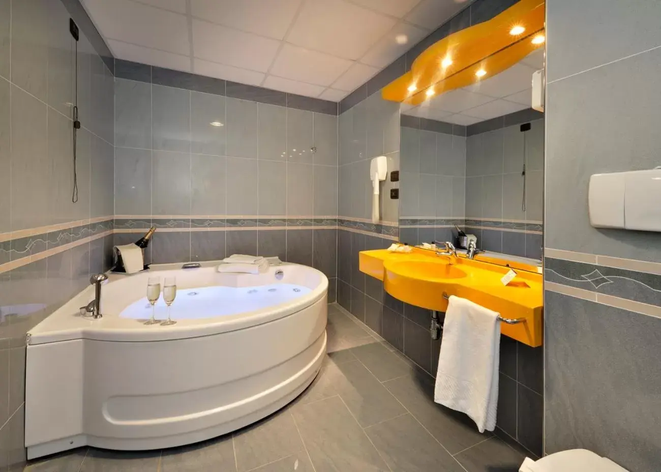 Bathroom in Blu Hotel - Sure Hotel Collection by Best Western