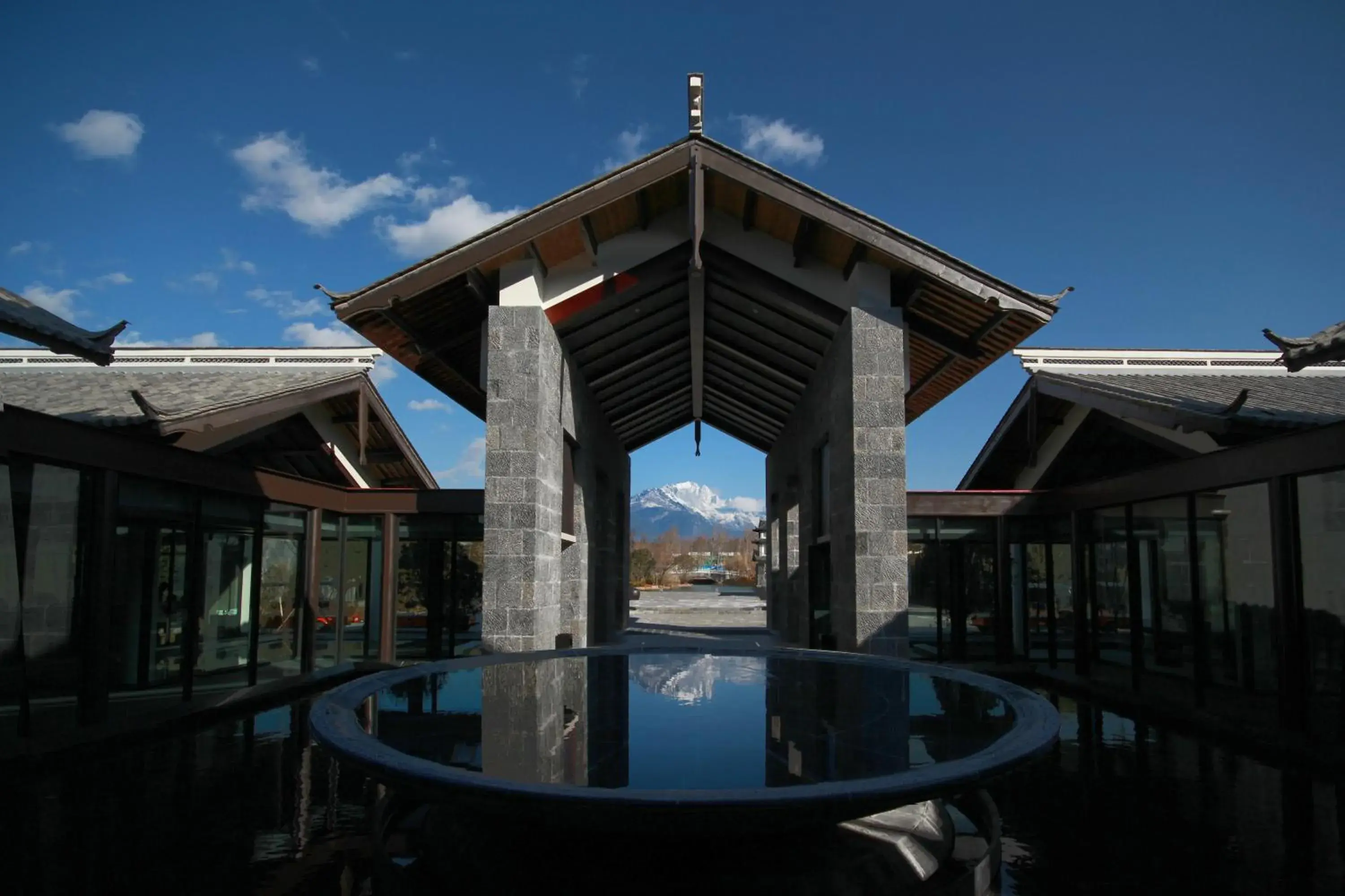 Facade/entrance, Swimming Pool in Pullman Lijiang Resort & Spa