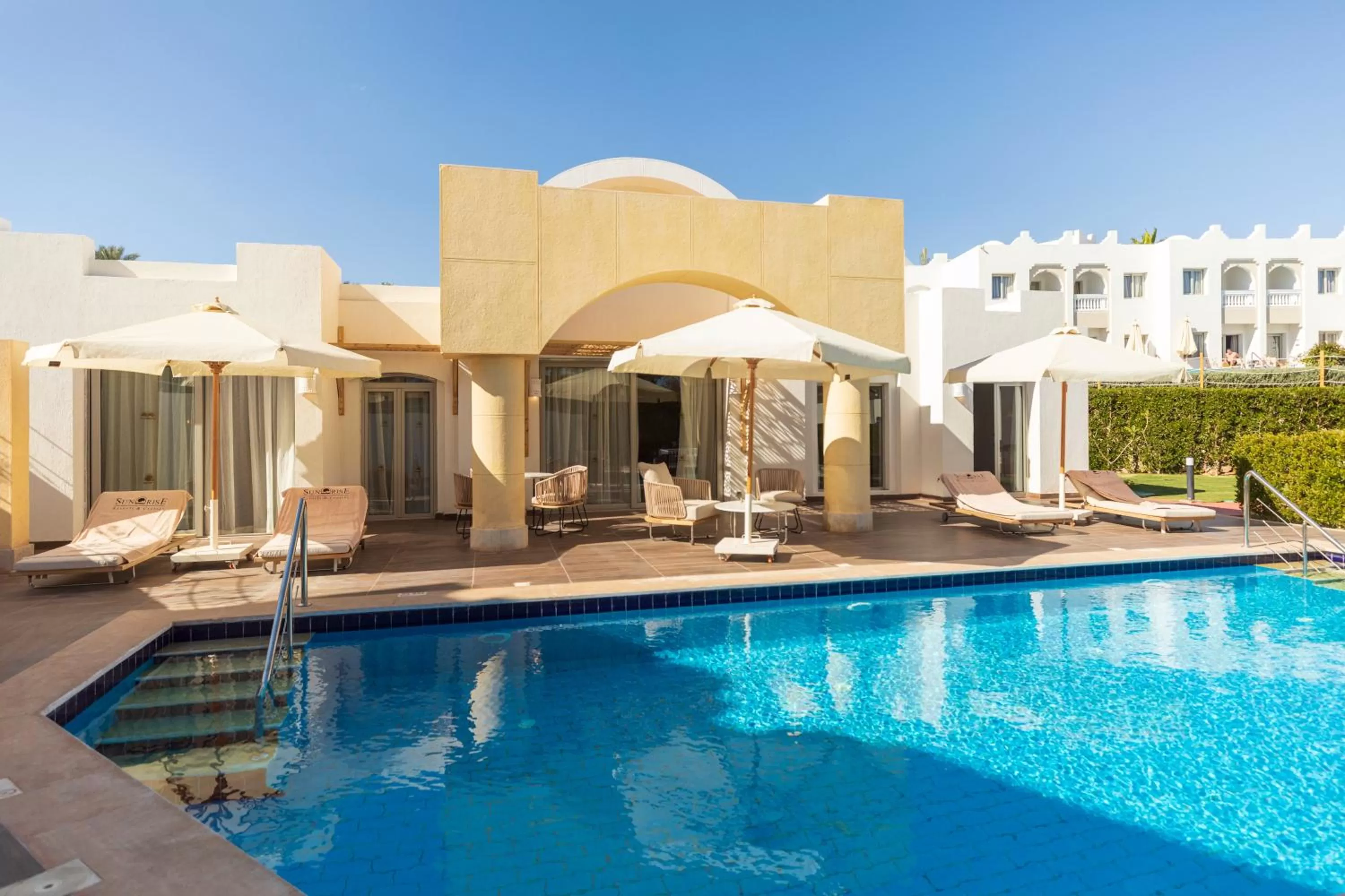 Balcony/Terrace in Sunrise Diamond Beach Resort -Grand Select