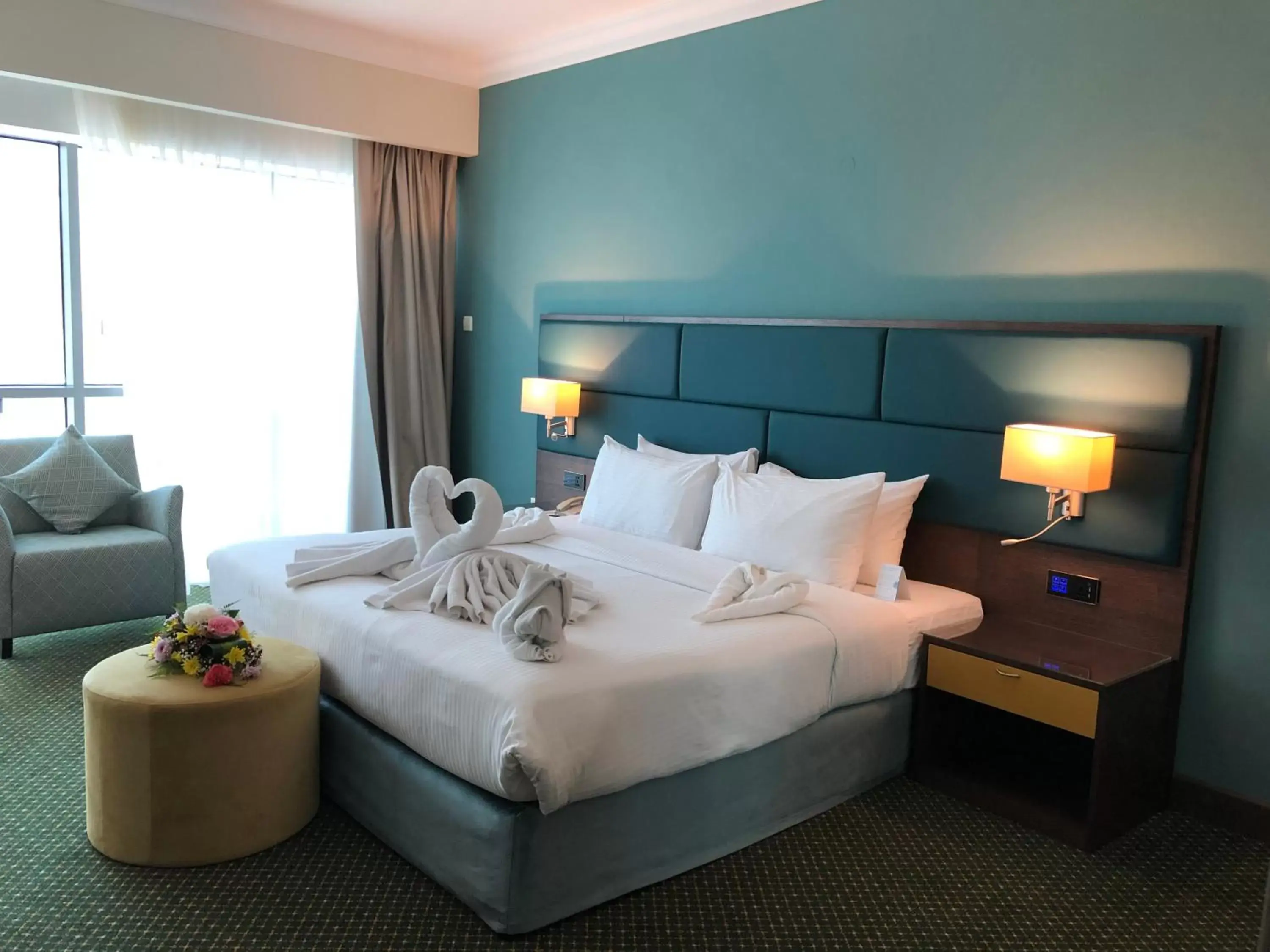 Bed in City Seasons Hotel Dubai