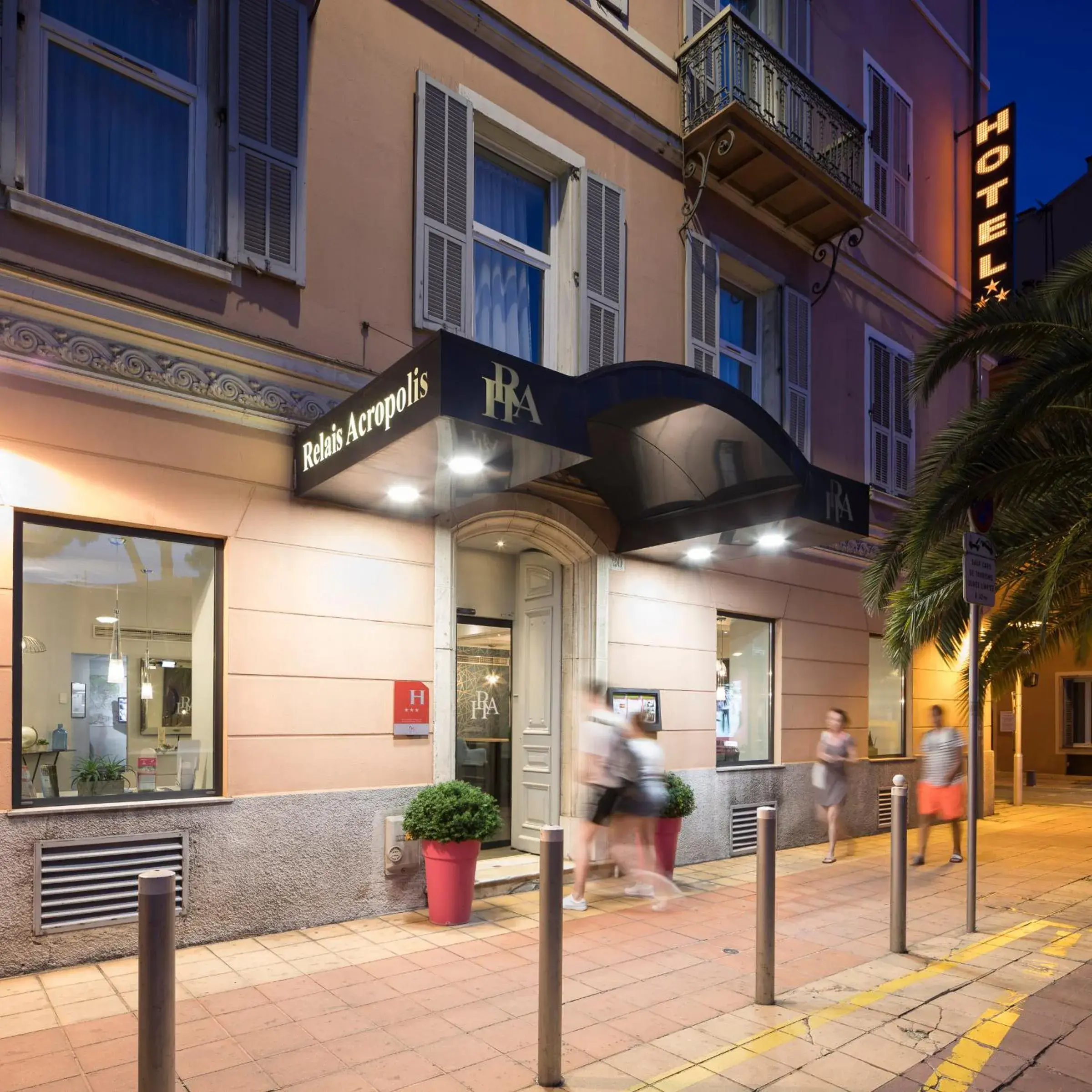 Facade/entrance in Hôtel Relais Acropolis Facade/entrance in Hôtel Relais Acropolis