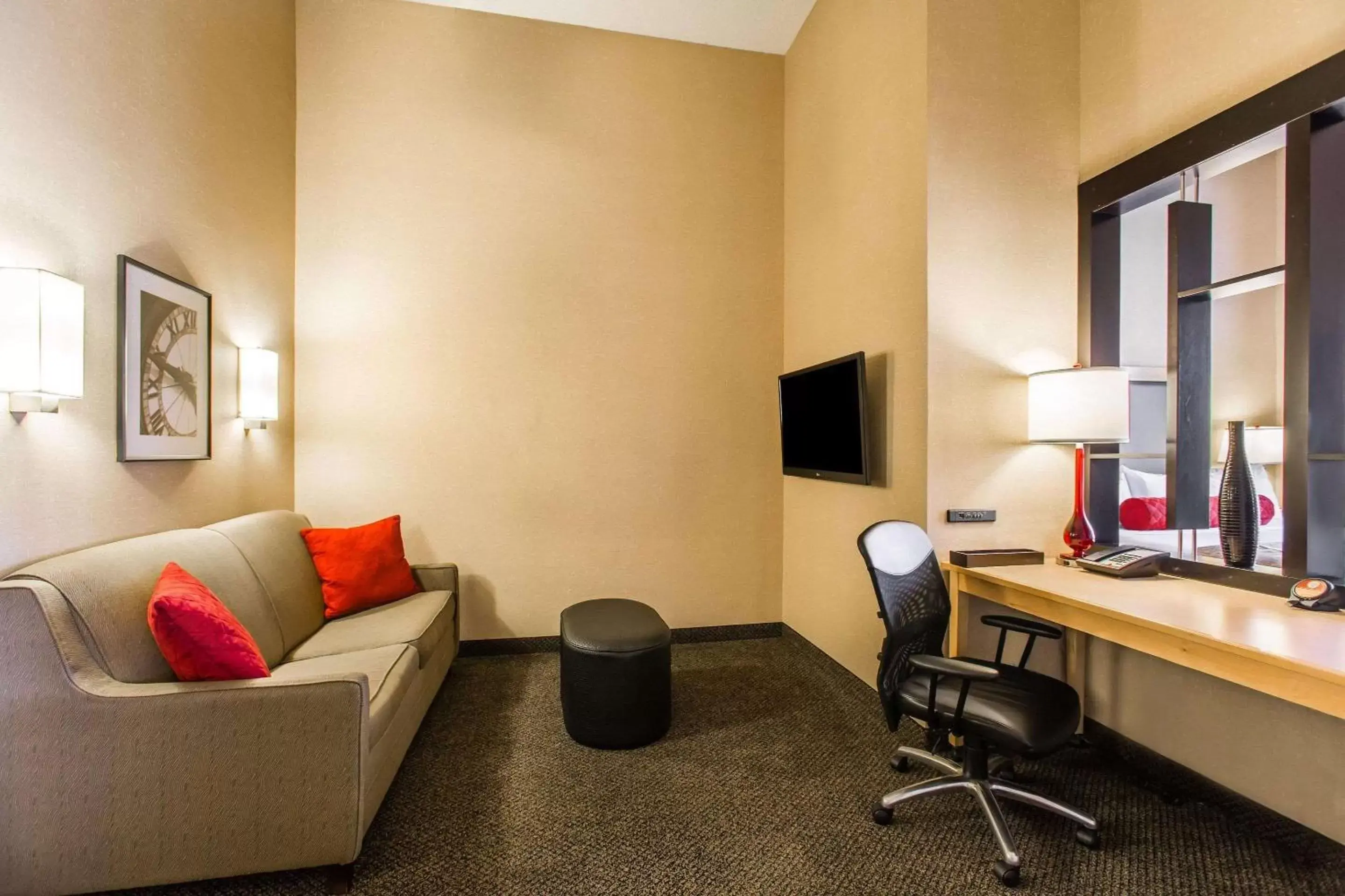 Photo of the whole room, Seating Area in Cambria Hotel Minneapolis Maple Grove