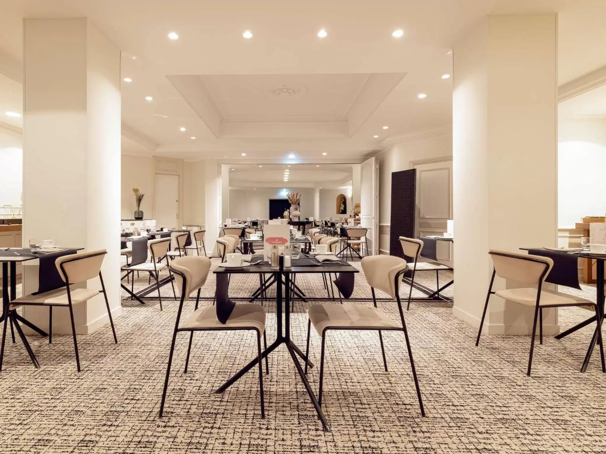 Meeting/conference room, Restaurant/Places to Eat in Sofitel Le Scribe Paris Opera