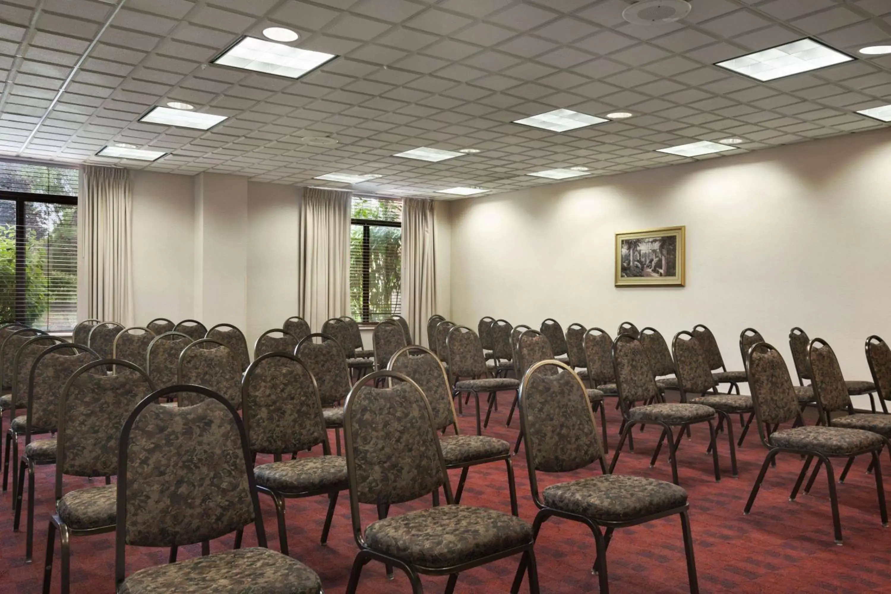 Meeting/conference room in Wingate by Wyndham Schaumburg