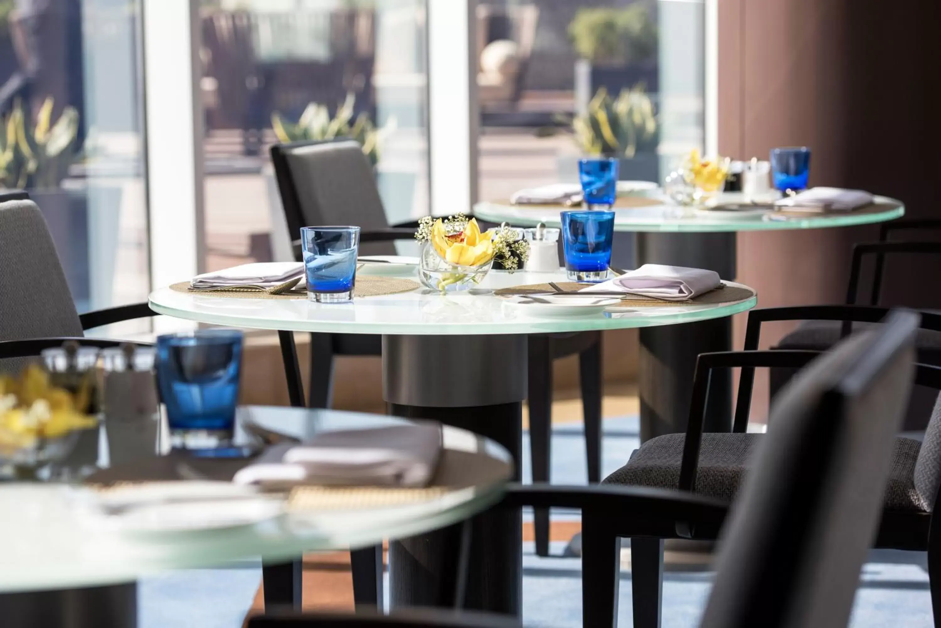 Restaurant/places to eat in Fraser Suites Riyadh Restaurant/places to eat in Fraser Suites Riyadh