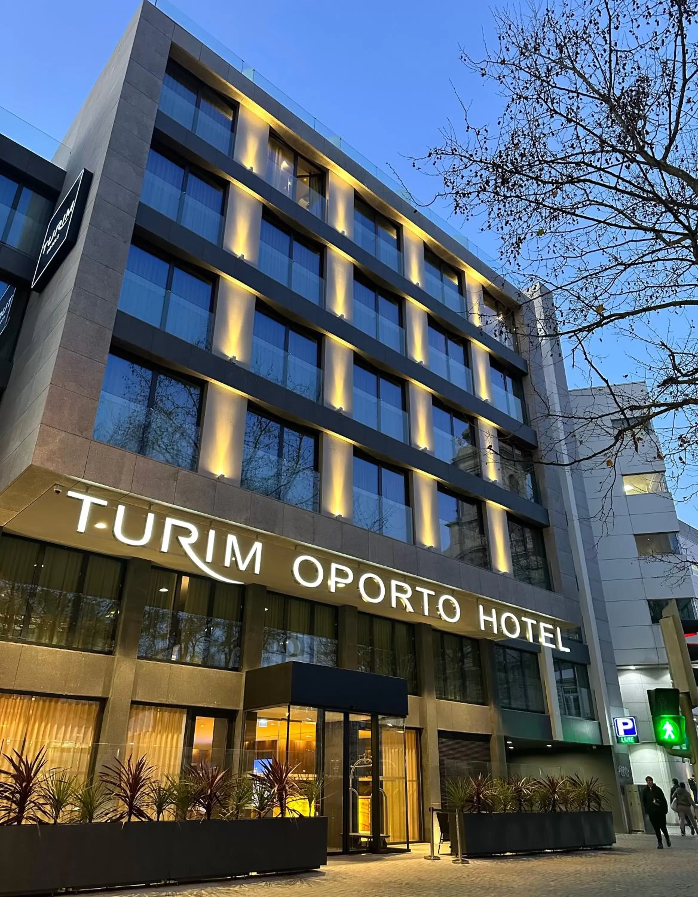 Property Building in TURIM Oporto Hotel