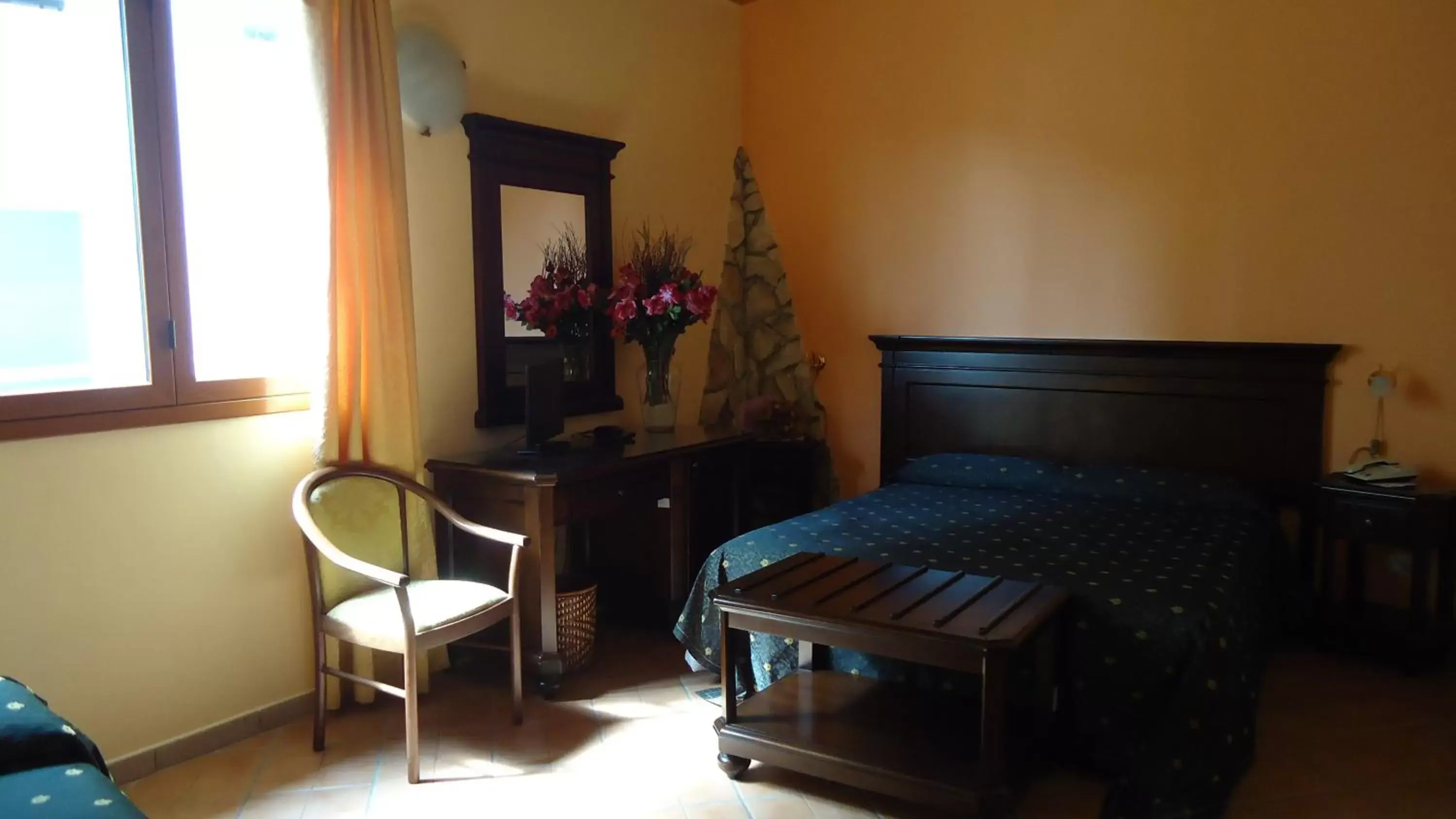 Photo of the whole room, Bed in Hotel Archimede Ortigia