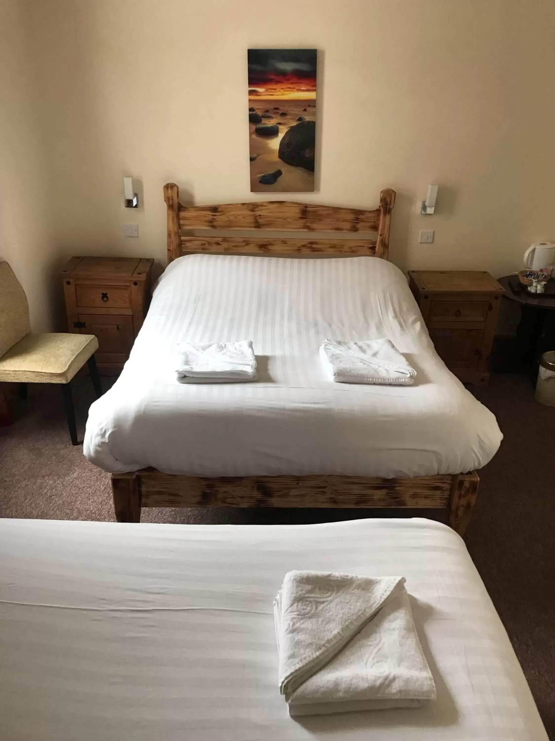 Bed in Royal Britannia Hotel