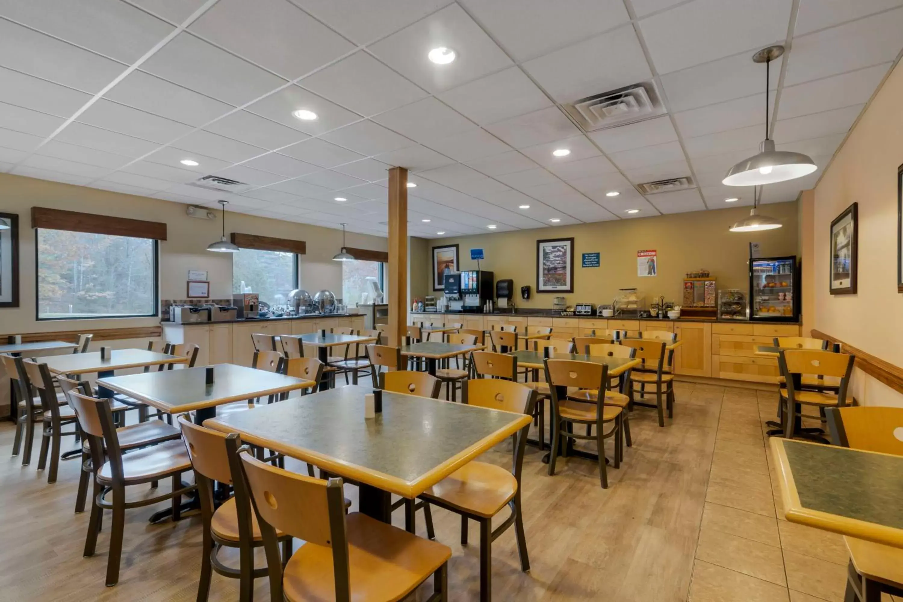 Breakfast, Restaurant/Places to Eat in Best Western of Lake George