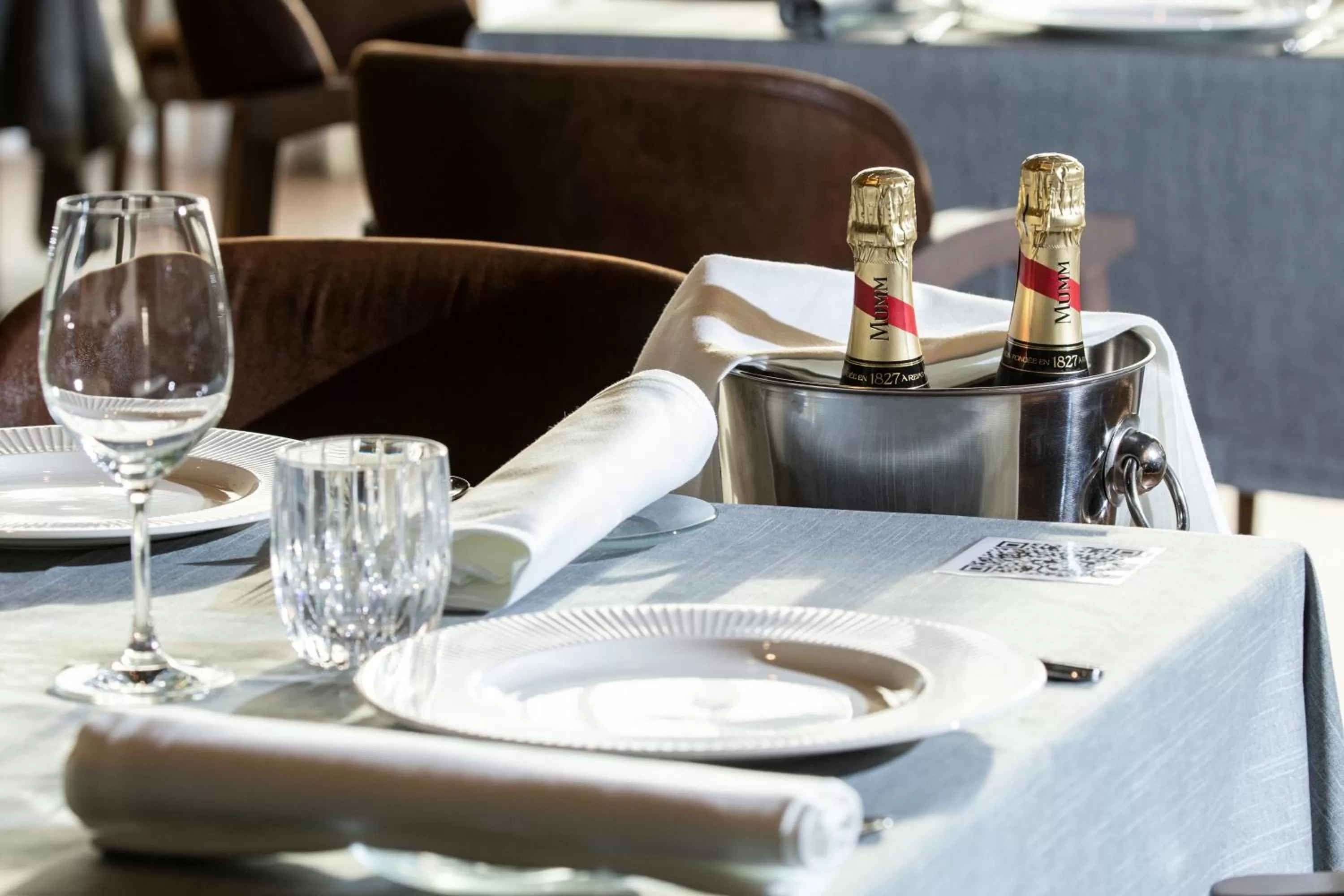 Restaurant/places to eat in HOTEL IBERUM