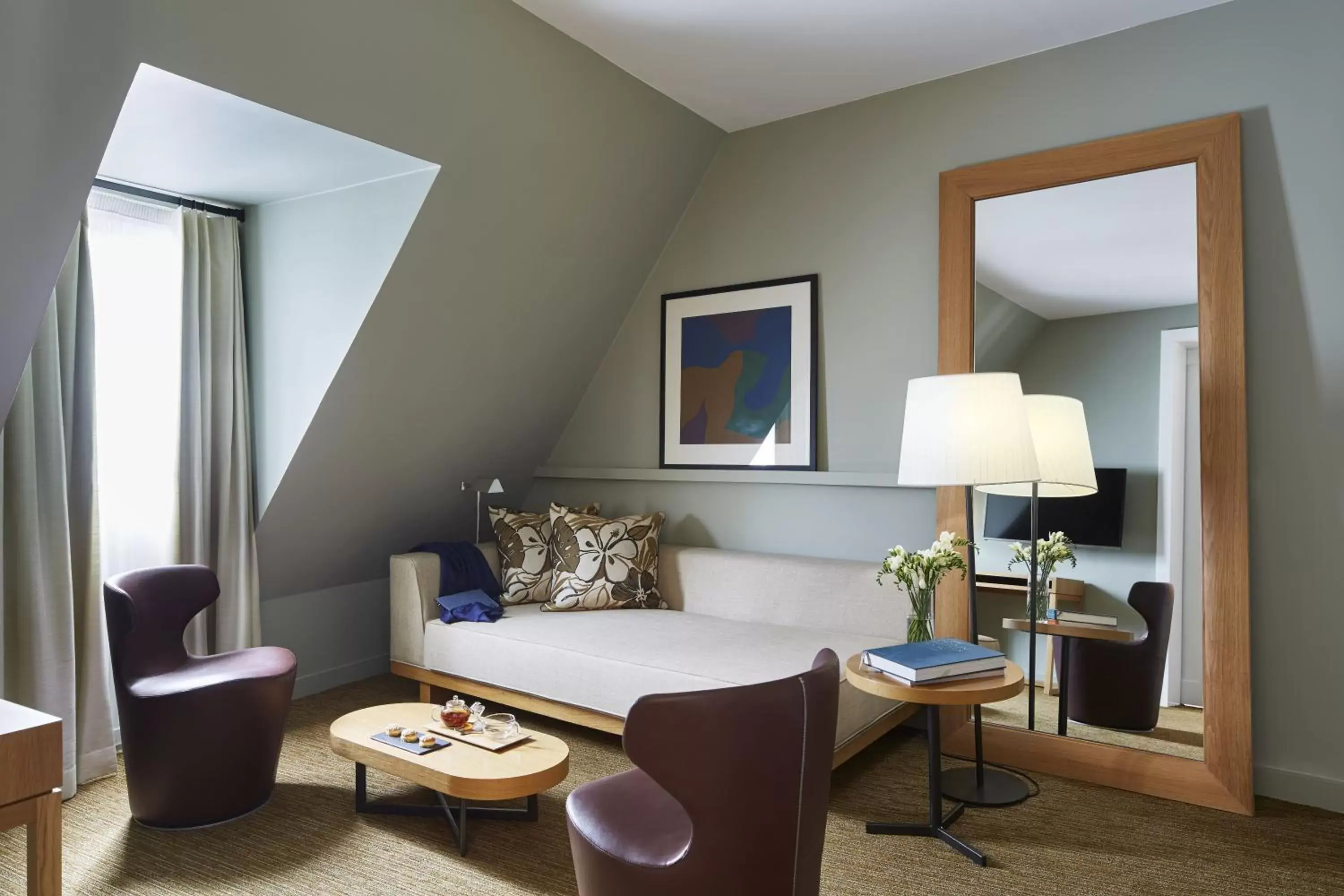 Suite with Free Bottle of Champagne and Spa & Fitness Access in Hôtel Bel Ami Suite with Free Bottle of Champagne and Spa & Fitness Access in Hôtel Bel Ami