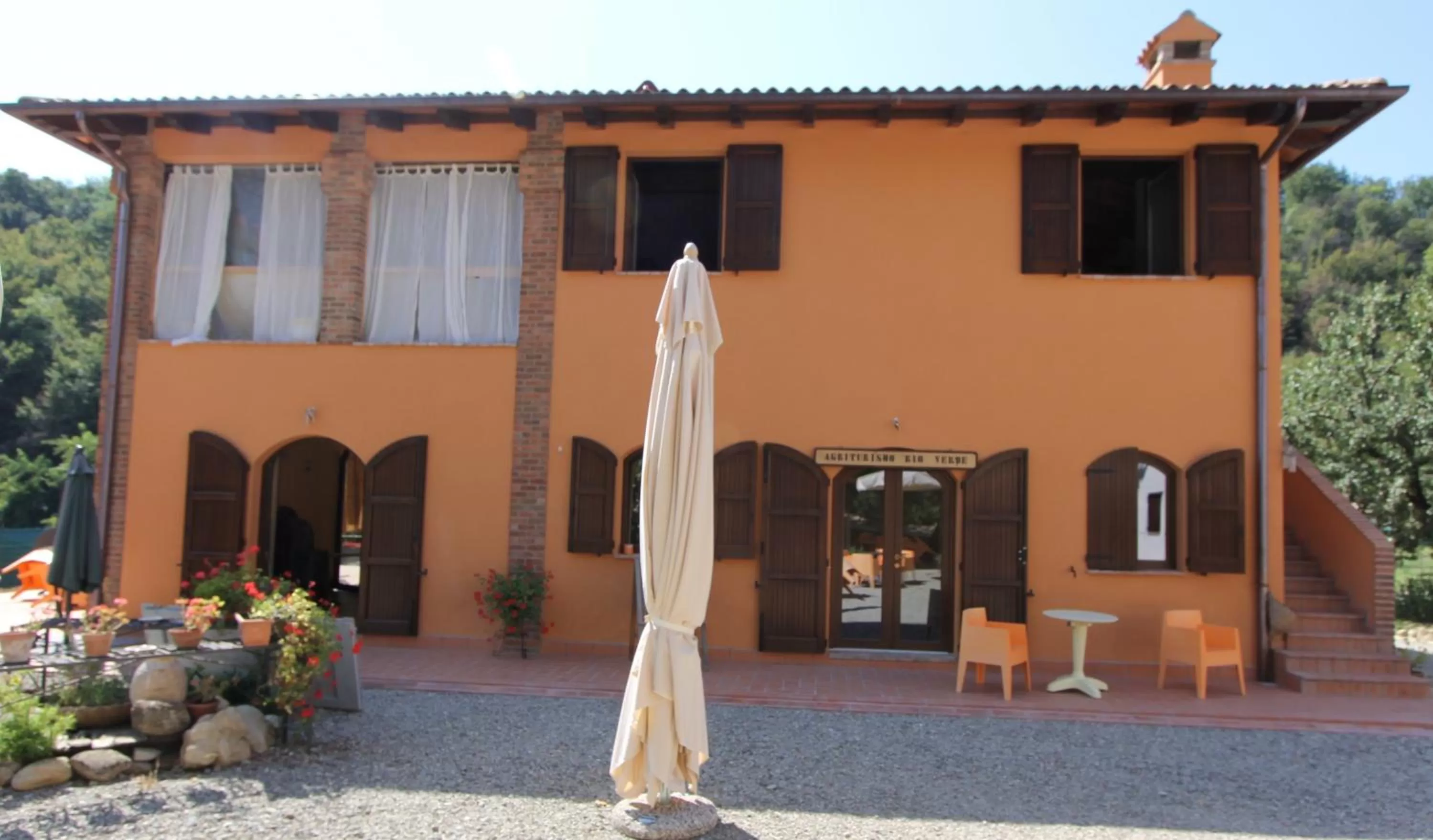 Facade/entrance, Property Building in Agriturismo Rio Verde