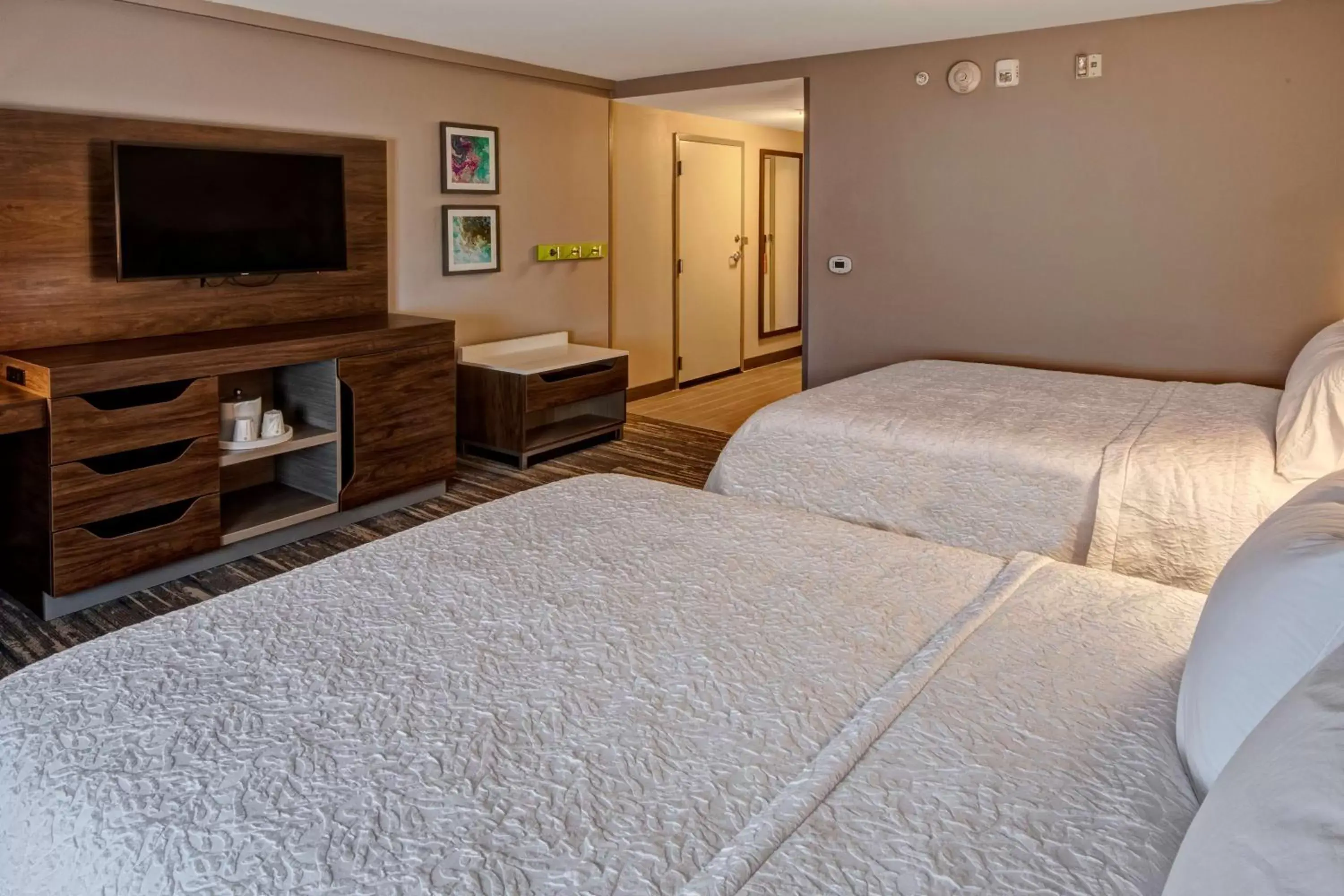 Queen Room with Two Queen Beds - Mobility Access/Non-Smoking in Hampton Inn New Albany Louisville West Queen Room with Two Queen Beds - Mobility Access/Non-Smoking in Hampton Inn New Albany Louisville West