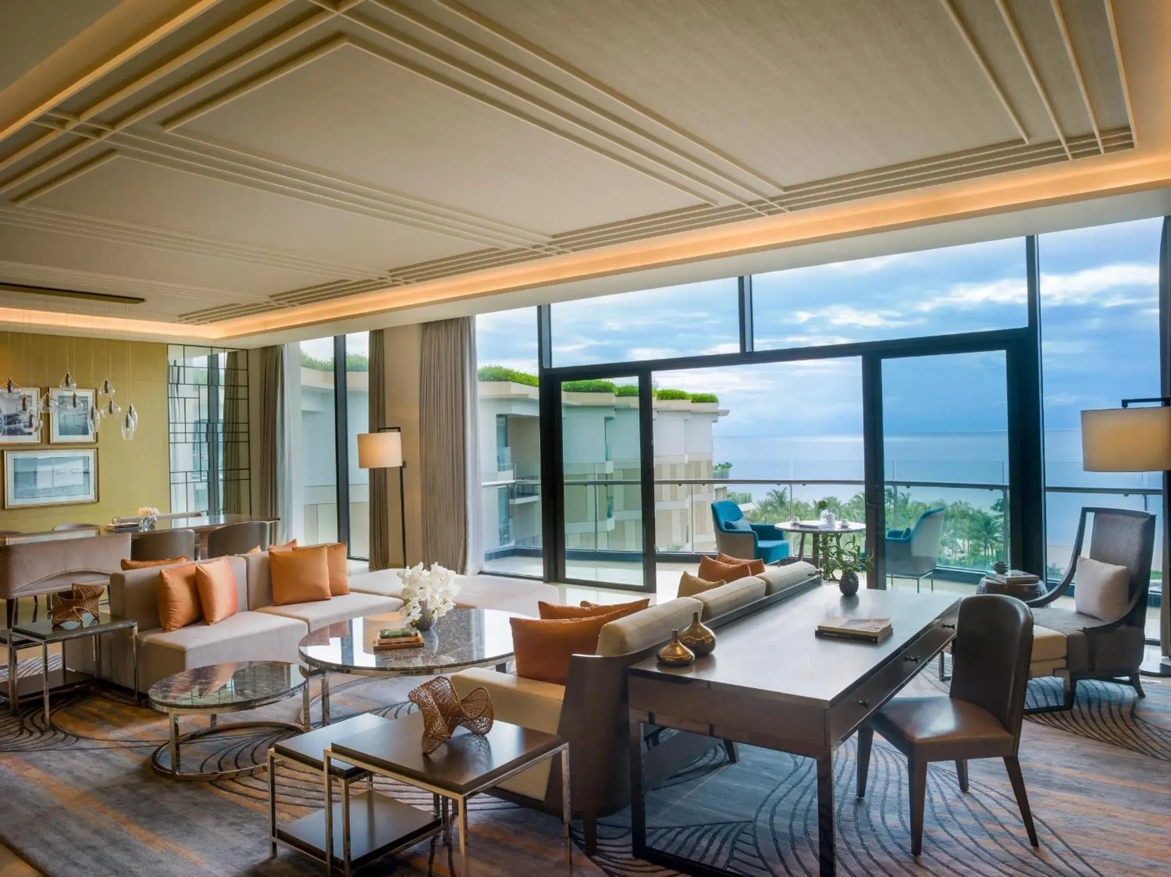 Living room, Seating Area in InterContinental Phu Quoc Long Beach Resort, an IHG Hotel