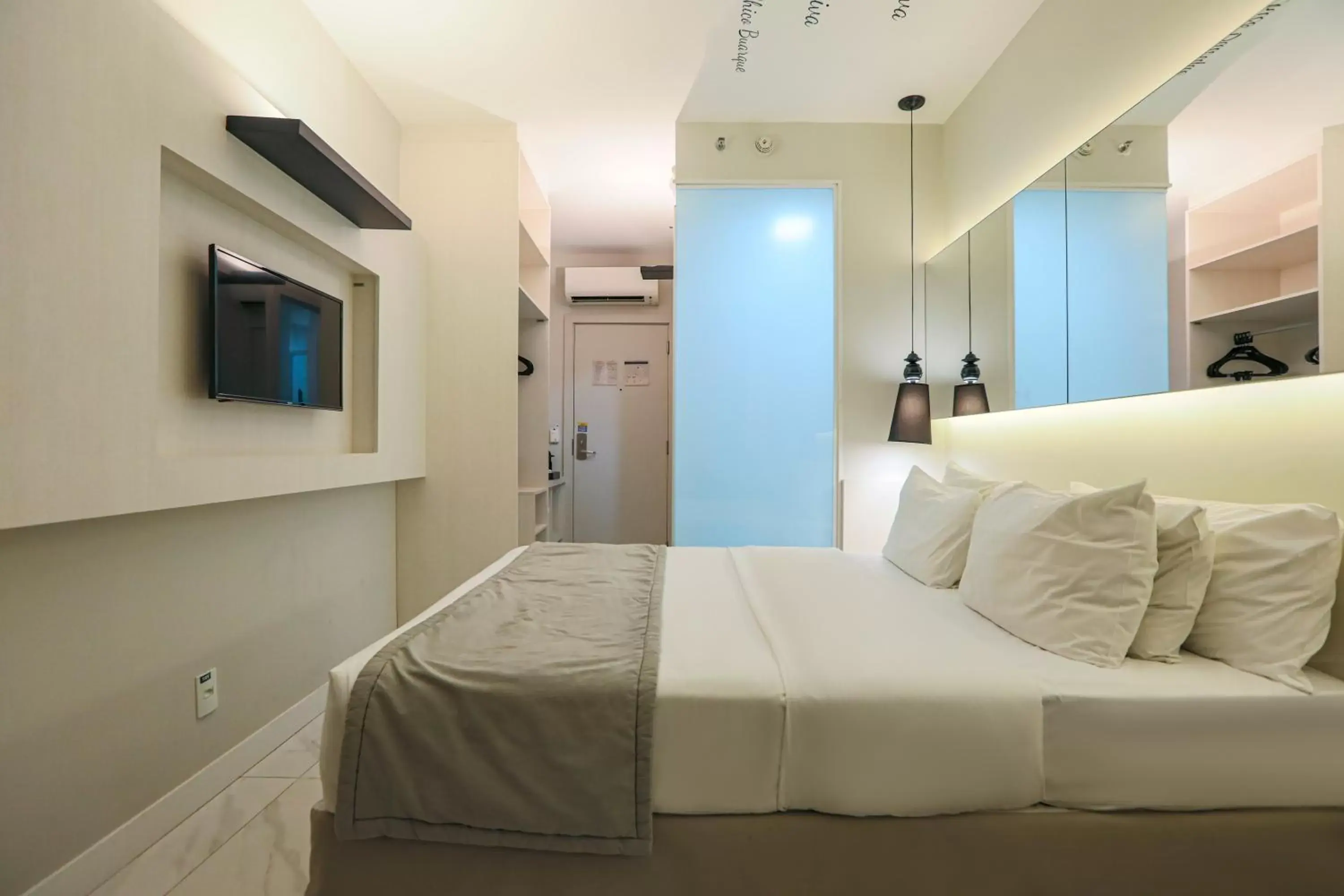Bed in Nobile Hotel Copacabana Design