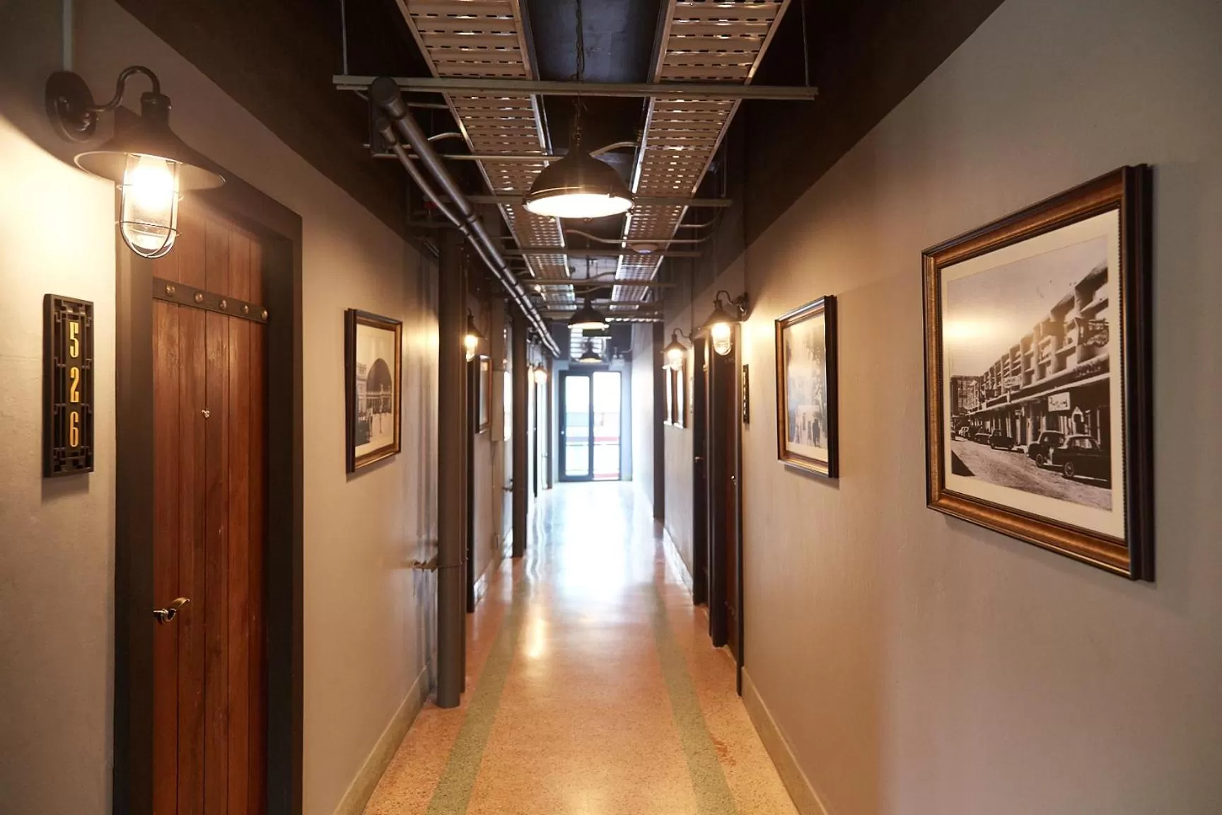 Decorative detail in W22 by Burasari