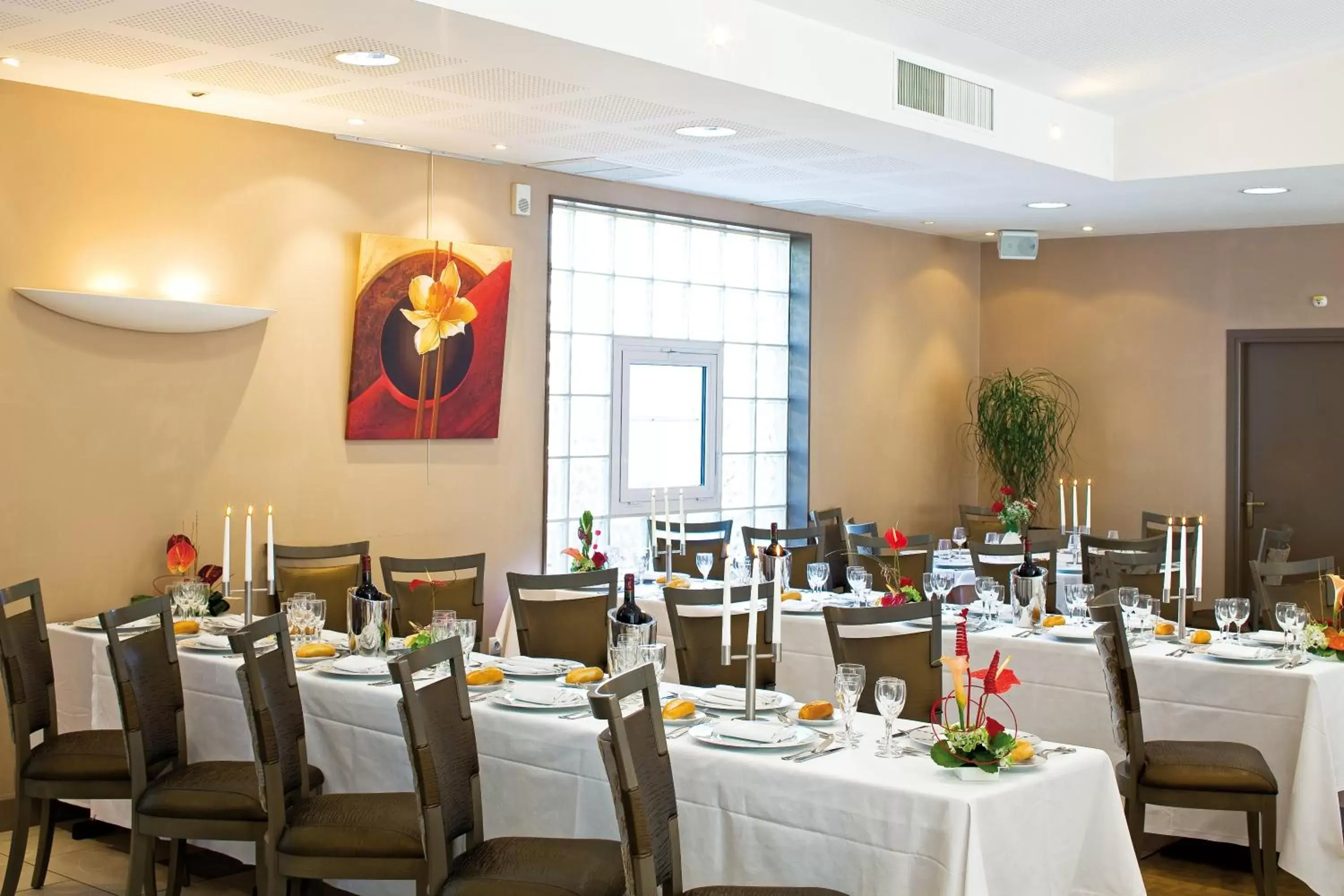 Restaurant/Places to Eat in Mercure Castres L'Occitan