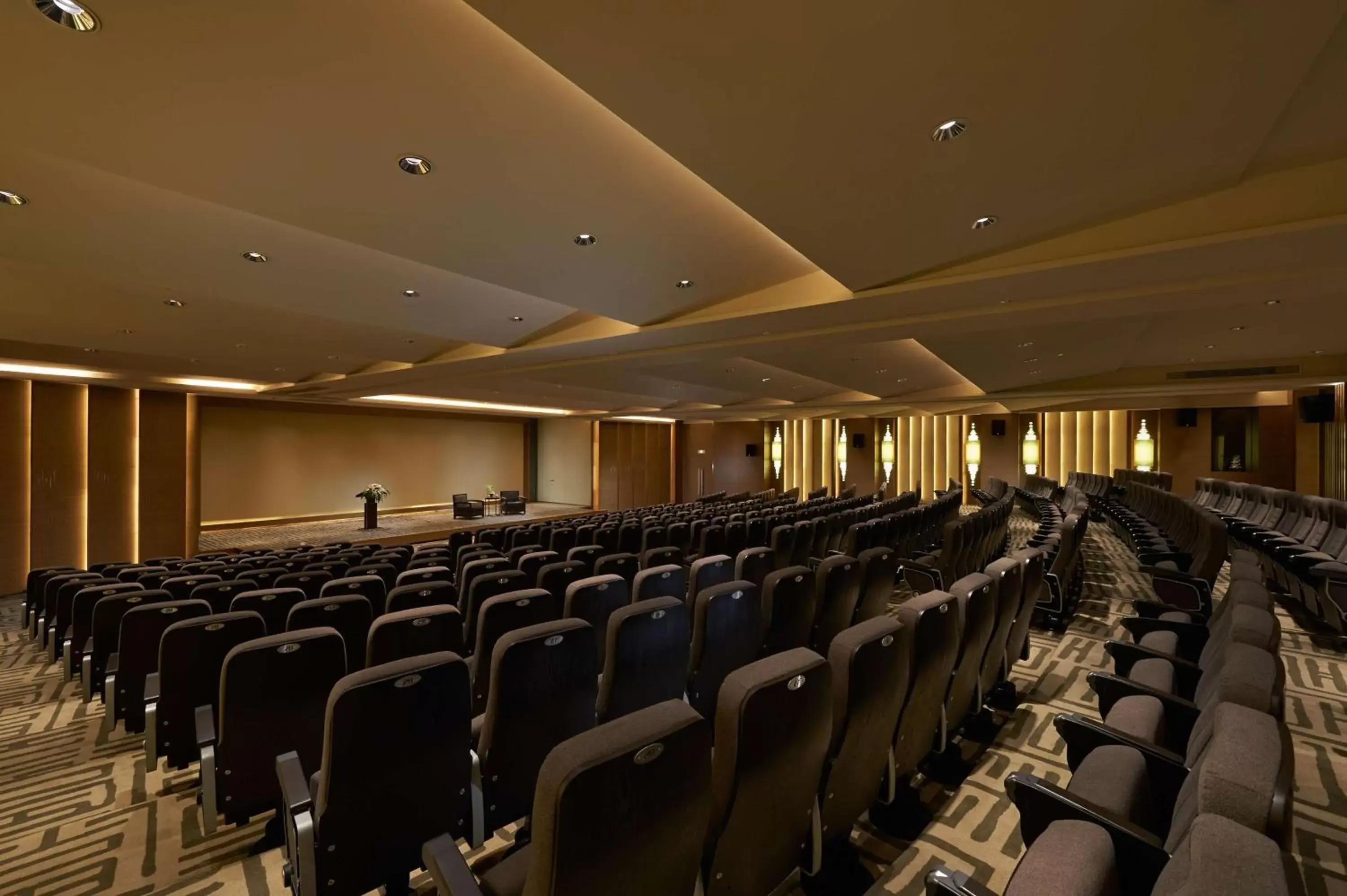 Meeting/conference room in Hilton Wuhan Optics Valley